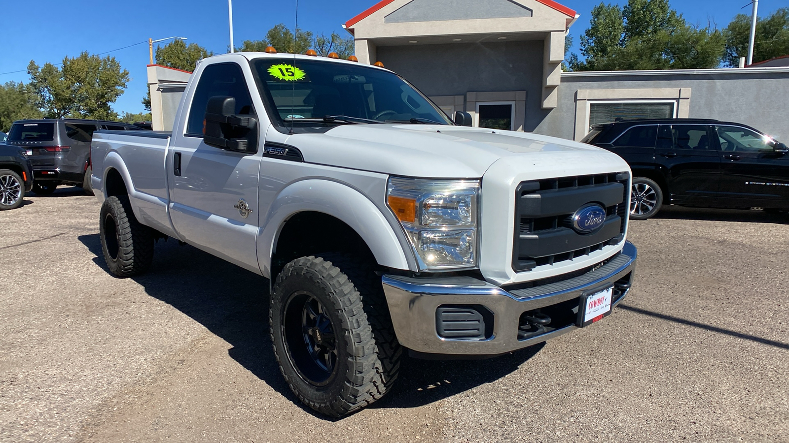 2015 Ford Super Duty F-350 SRW 4WD Reg Cab 137 XL 8