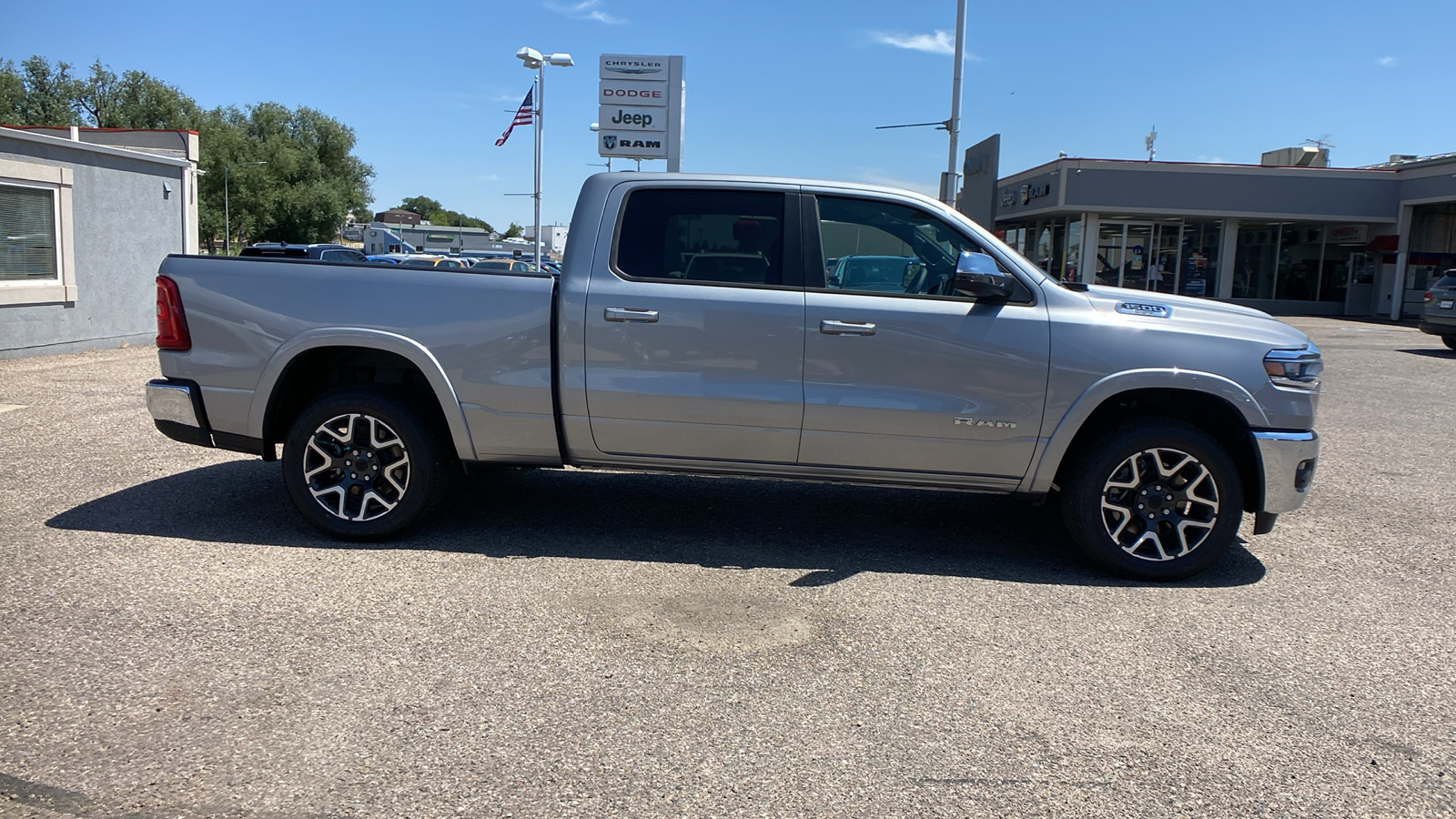 2025 Ram 1500 Laramie 4x4 Crew Cab 64 Box 6