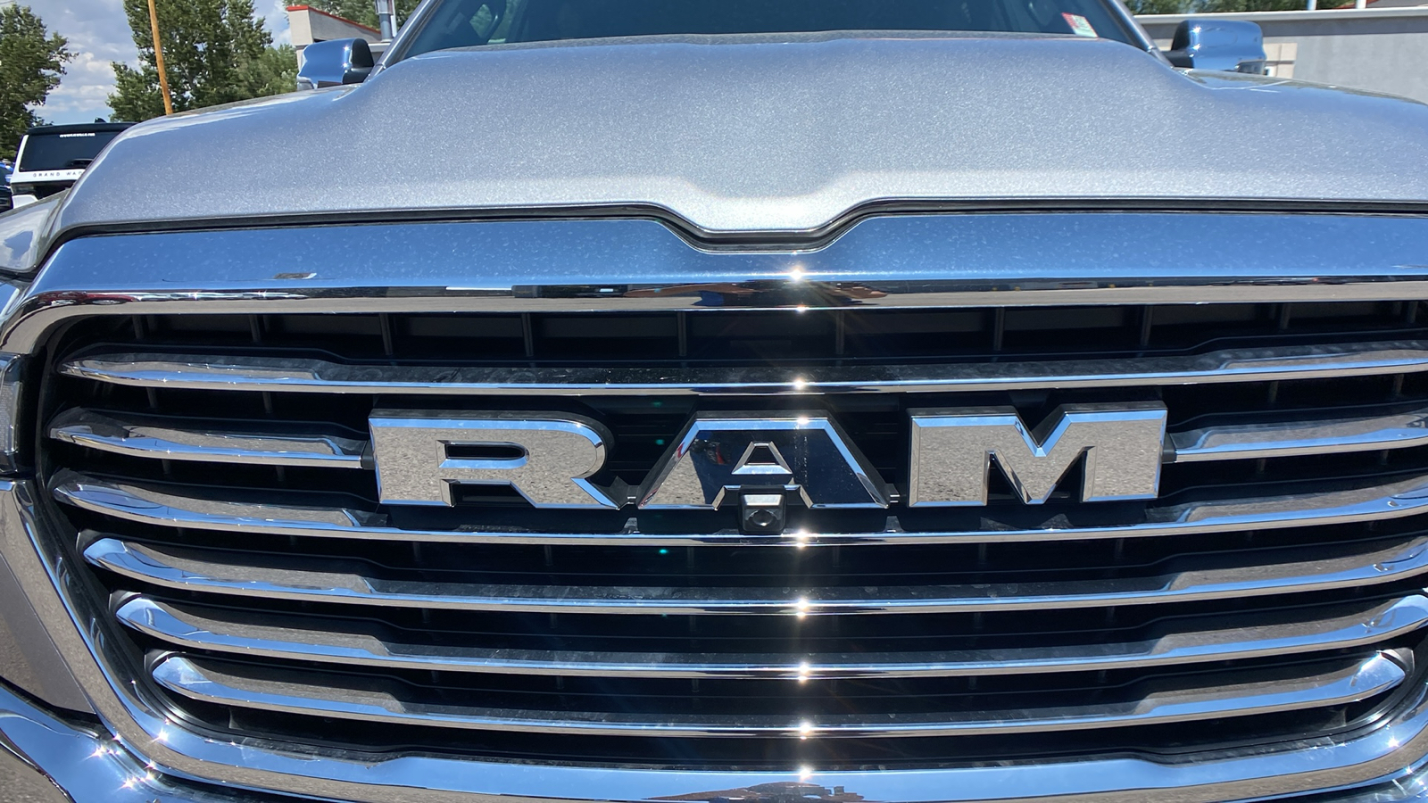 2025 Ram 1500 Laramie 4x4 Crew Cab 64 Box 9