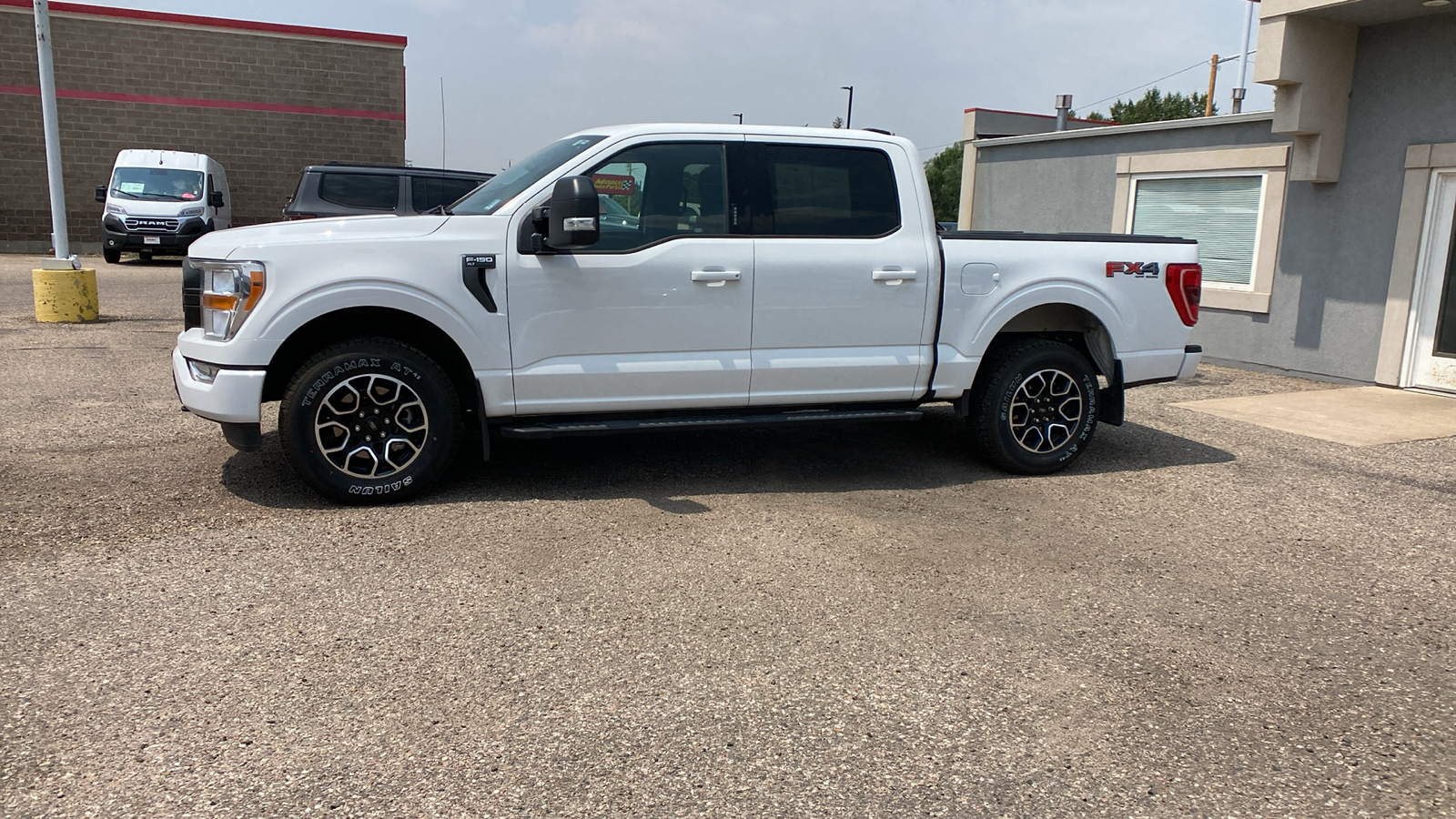 2021 Ford F-150 XLT 4WD SuperCrew 5.5 Box 2