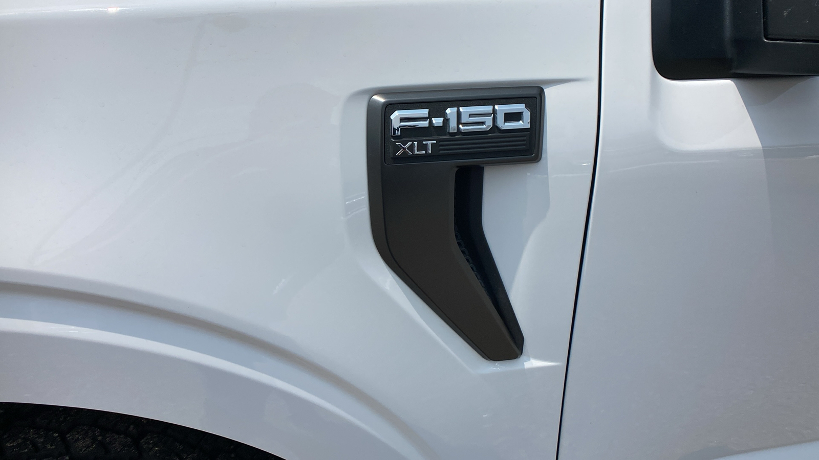 2021 Ford F-150 XLT 4WD SuperCrew 5.5 Box 13