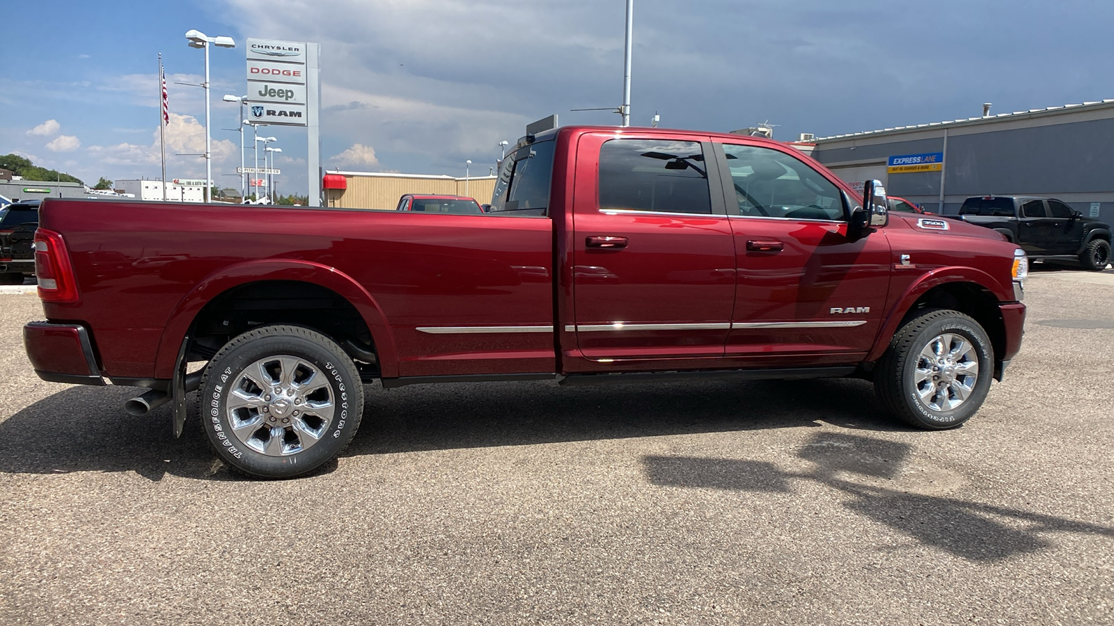 2024 Ram 3500 Limited 4x4 Crew Cab 8 Box 6