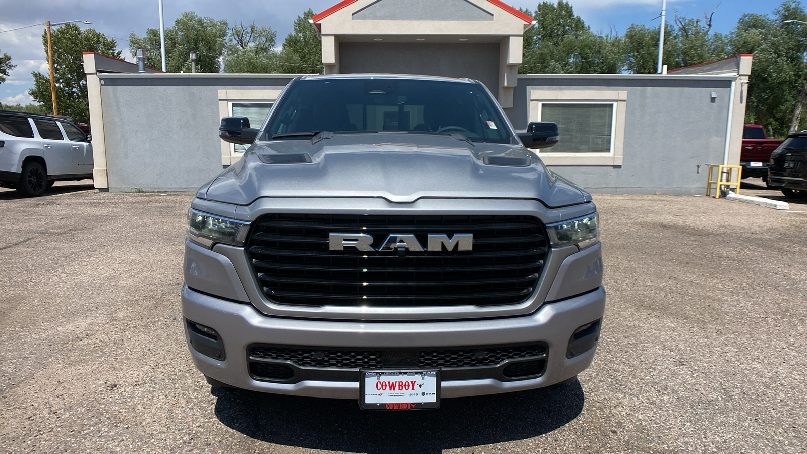 2025 Ram 1500 Laramie 4x4 Crew Cab 57 Box 8