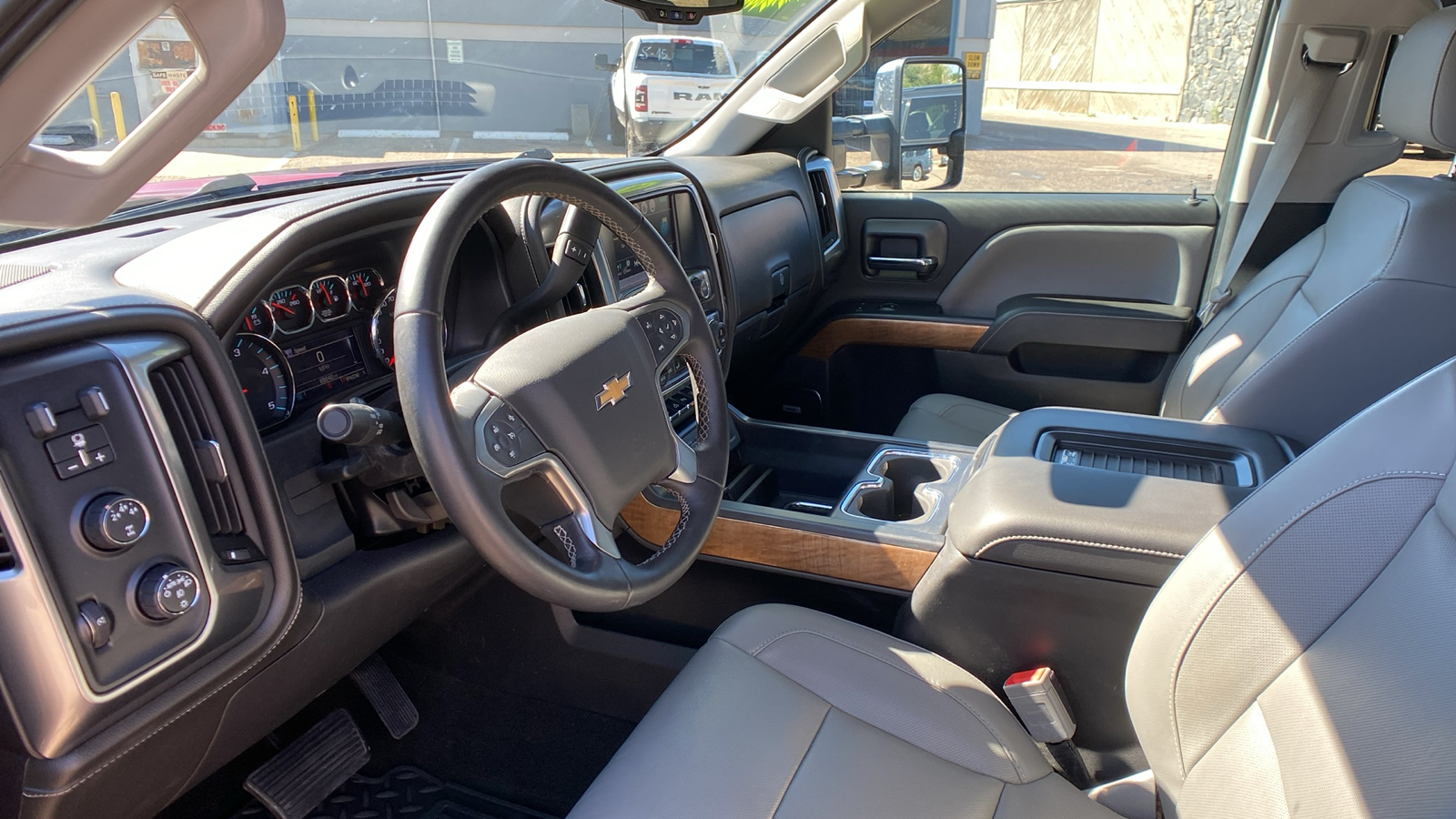 2016 Chevrolet Silverado 3500HD 4WD Crew Cab 167.7 LTZ 19