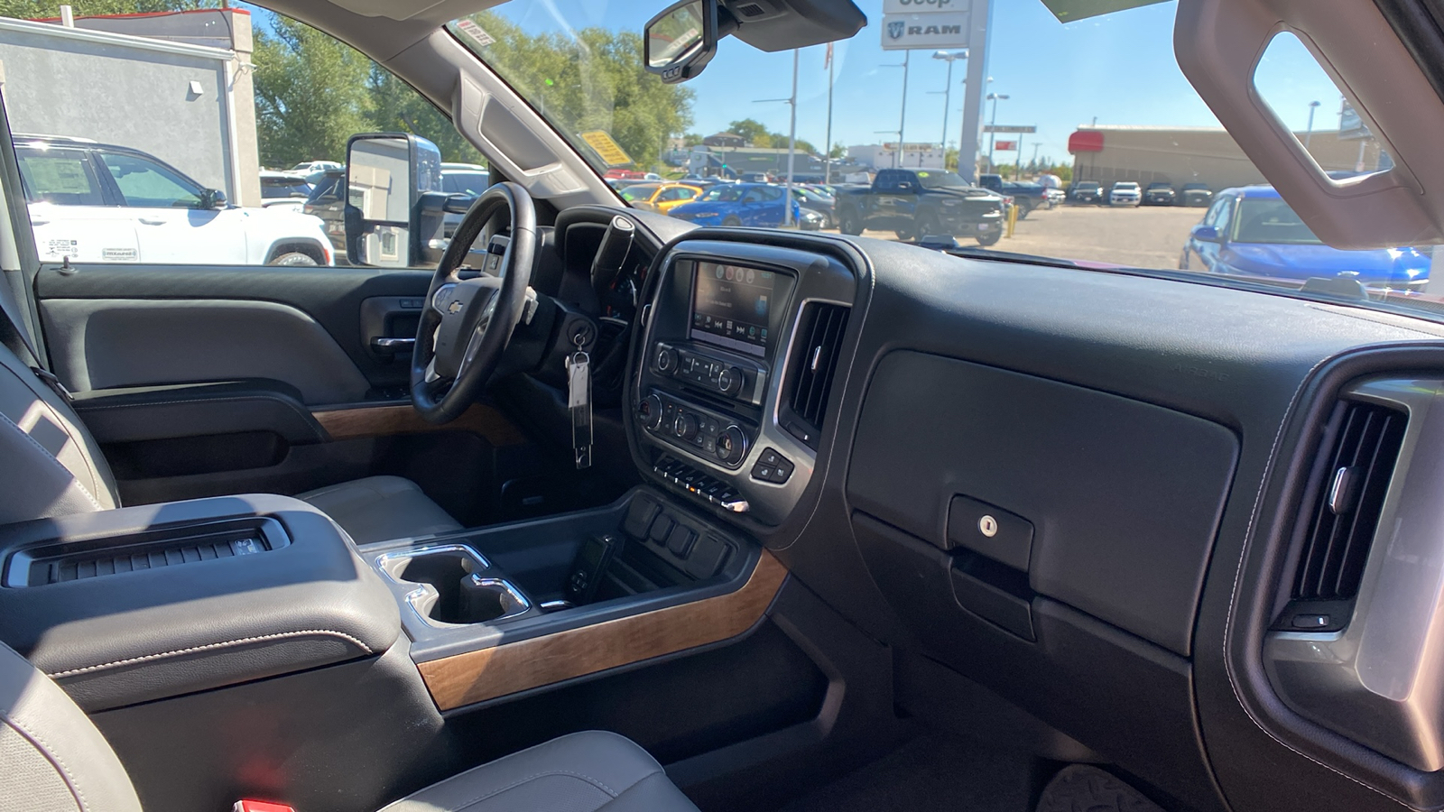 2016 Chevrolet Silverado 3500HD 4WD Crew Cab 167.7 LTZ 42