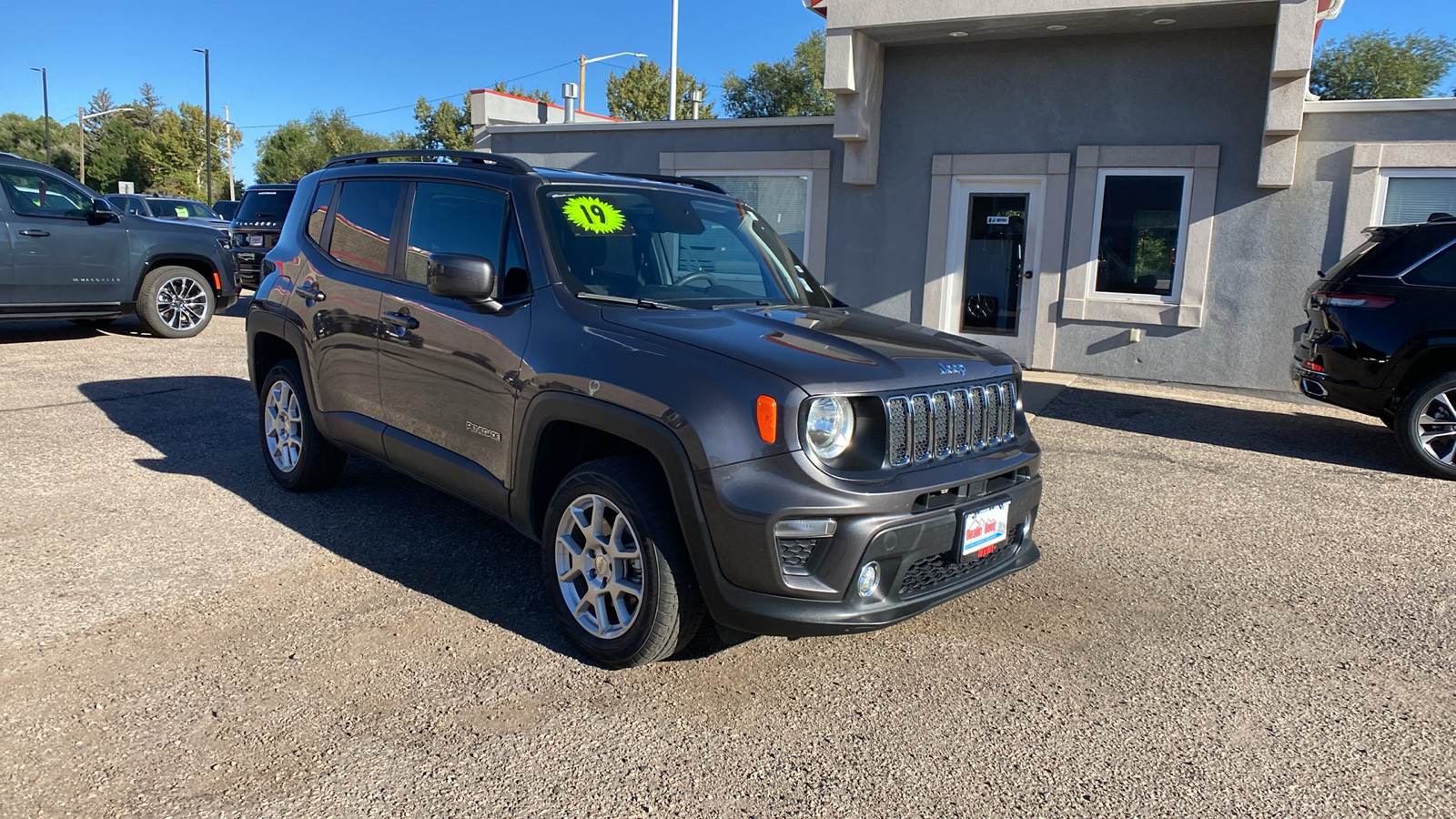 2019 Jeep Renegade Latitude 4x4 8