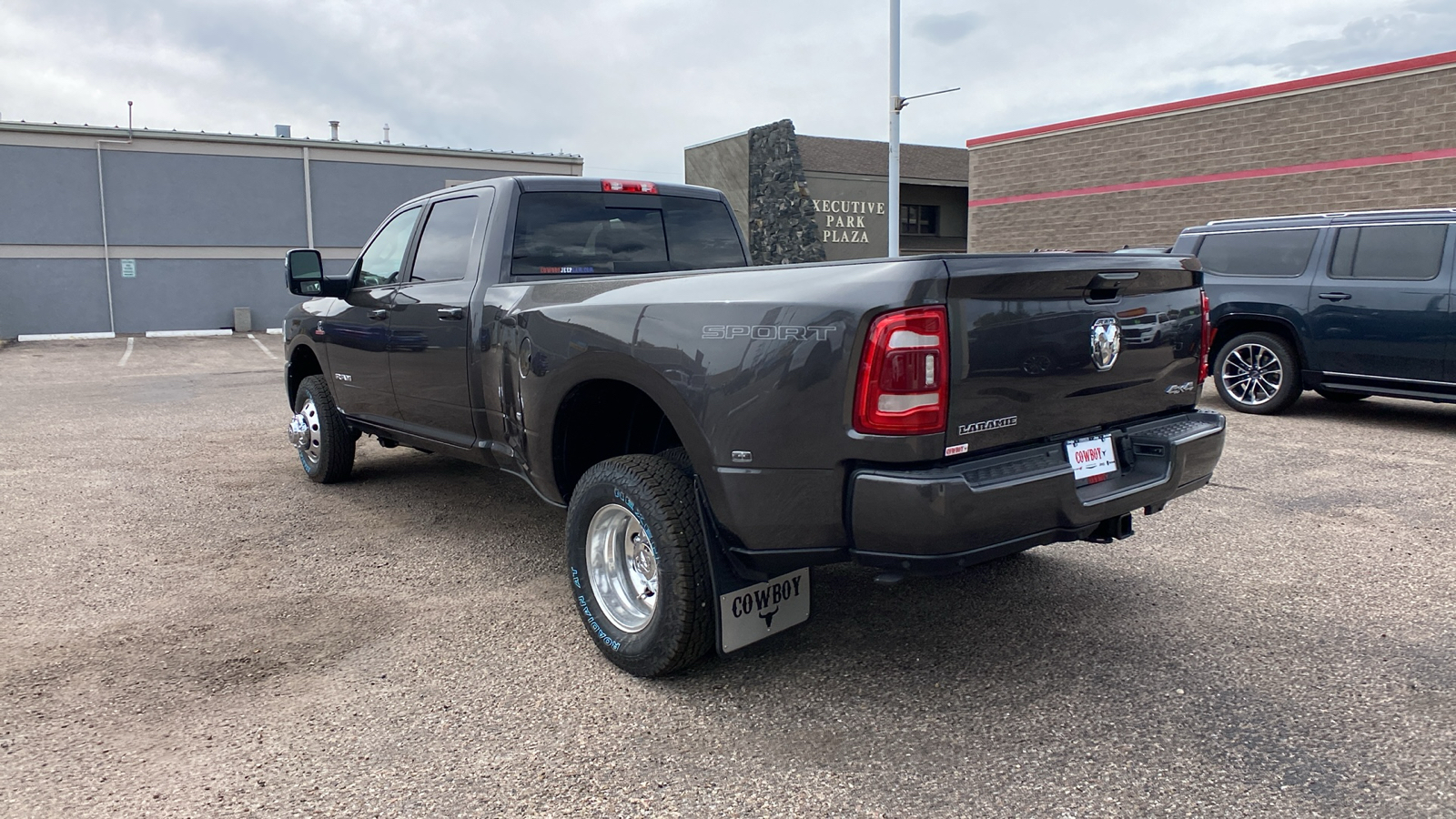 2024 Ram 3500 Laramie 4x4 Crew Cab 8 Box 3