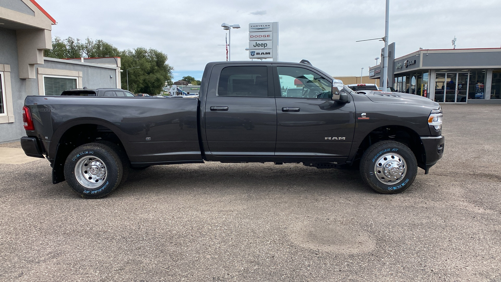 2024 Ram 3500 Laramie 4x4 Crew Cab 8 Box 6