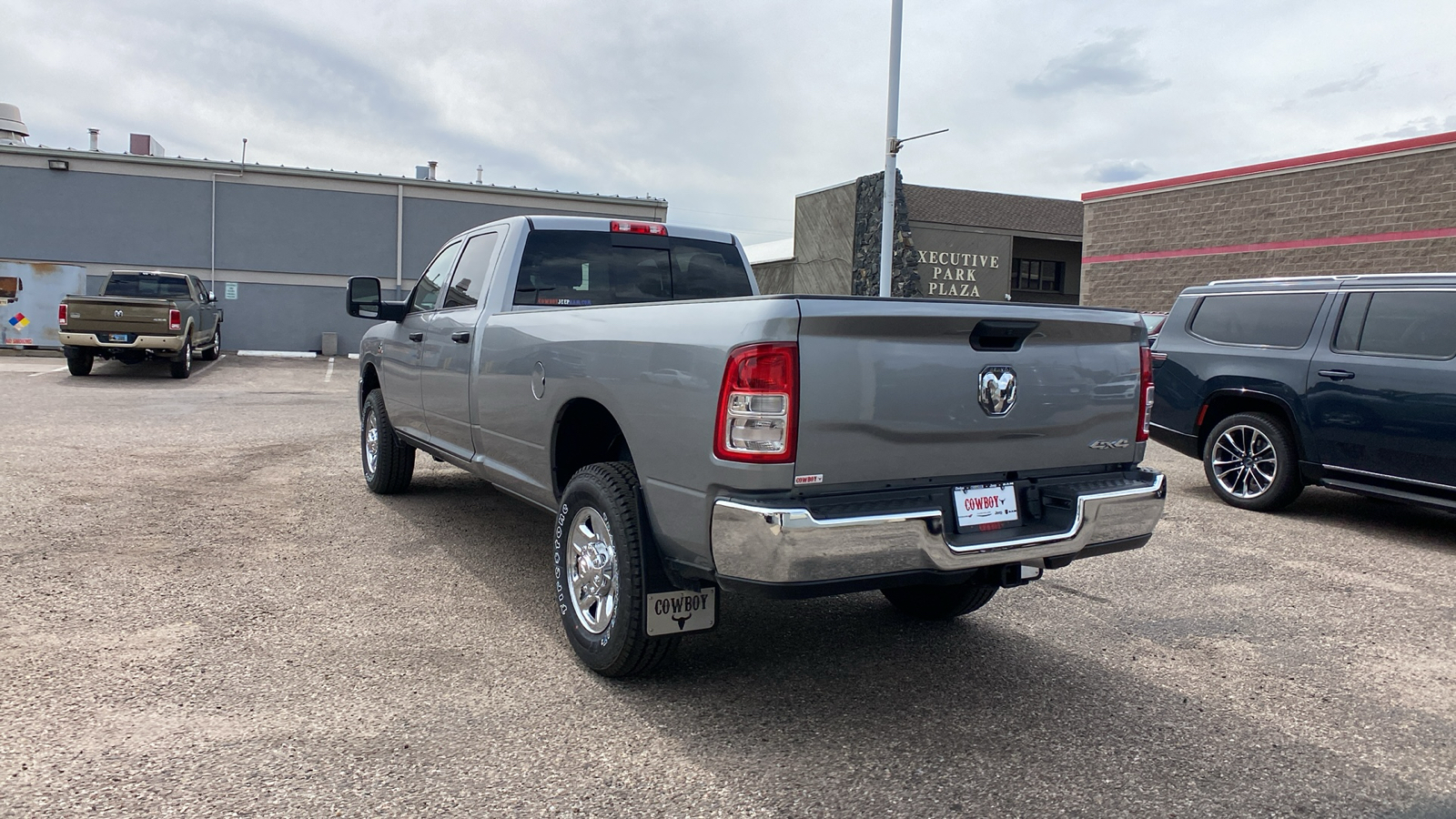 2024 Ram 2500 Tradesman 4x4 Crew Cab 8 Box 3