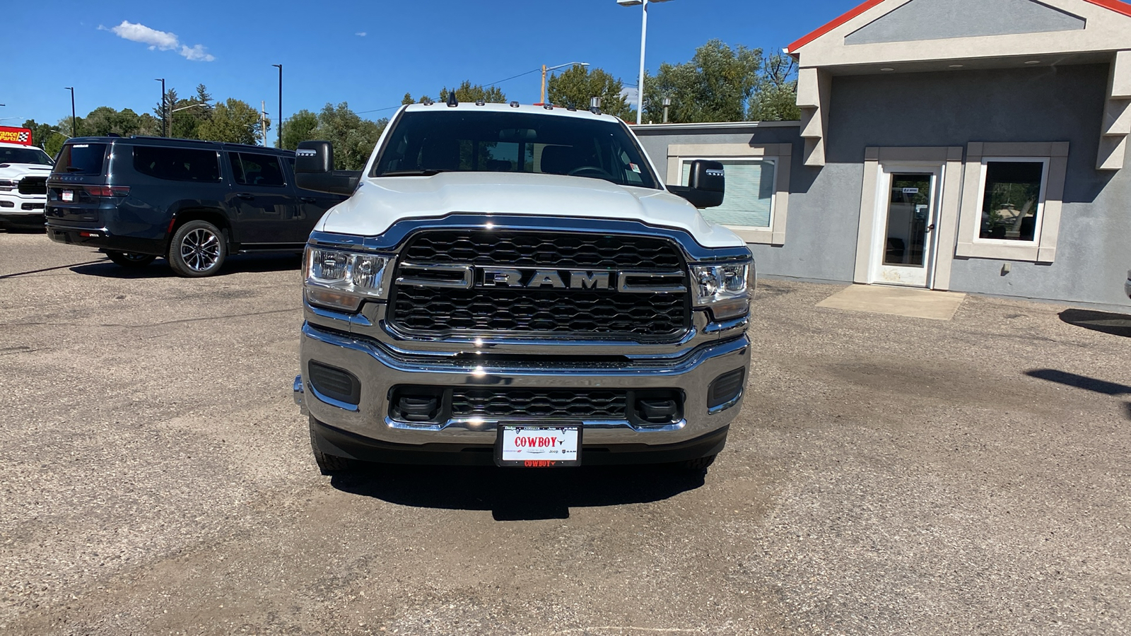 2024 Ram 3500 Tradesman 4x4 Crew Cab 8 Box 8