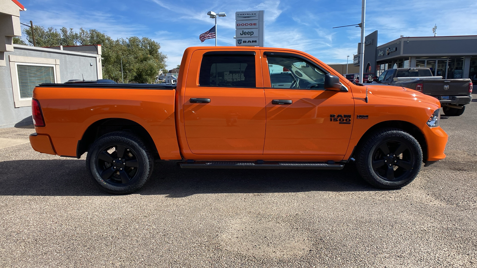 2019 Ram 1500 Classic Express 4x4 Crew Cab 57 Box 7