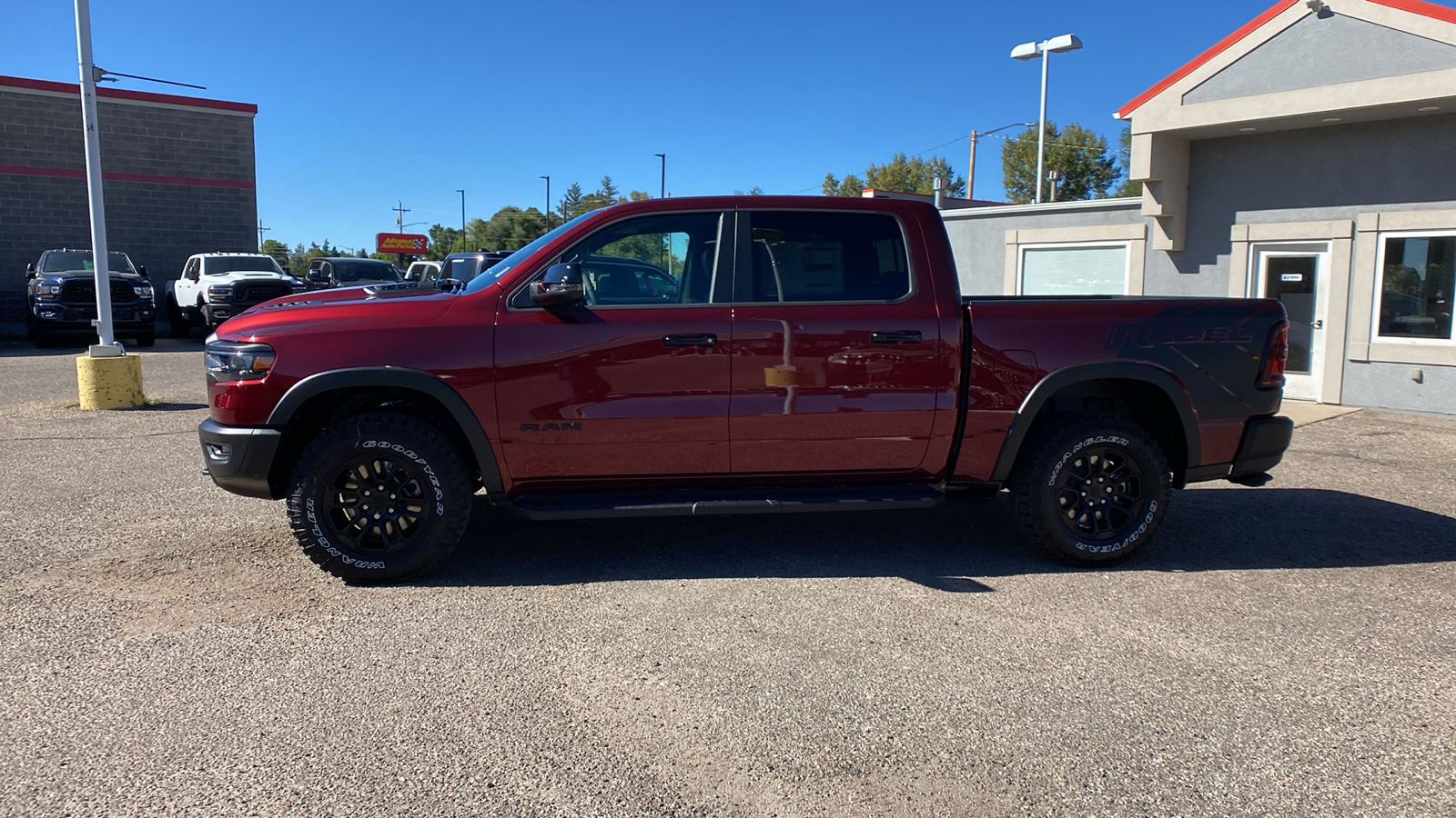 2025 Ram 1500 Rebel 4x4 Crew Cab 57 Box 2