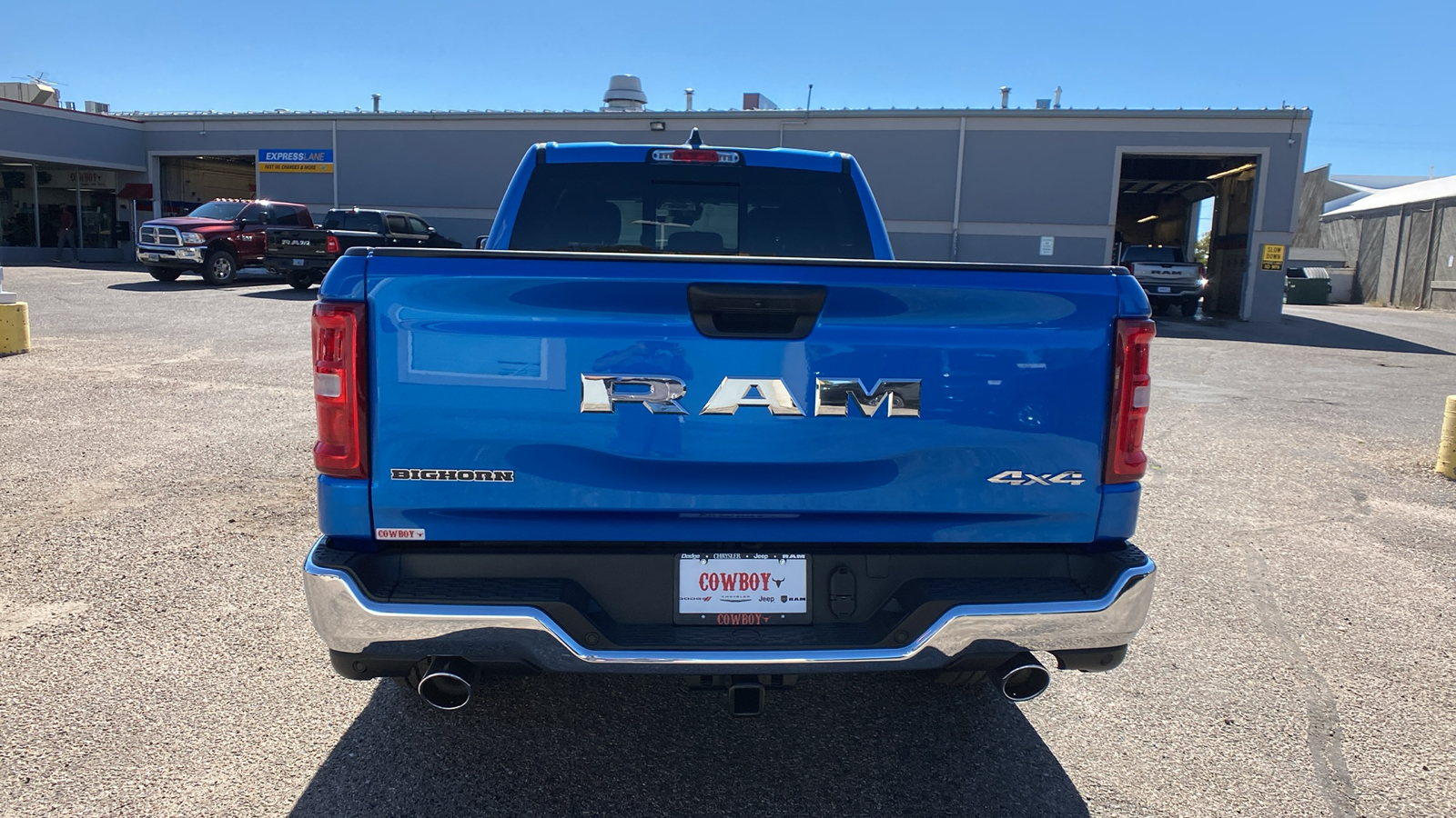 2025 Ram 1500 Big Horn 4x4 Crew Cab 64 Box 4