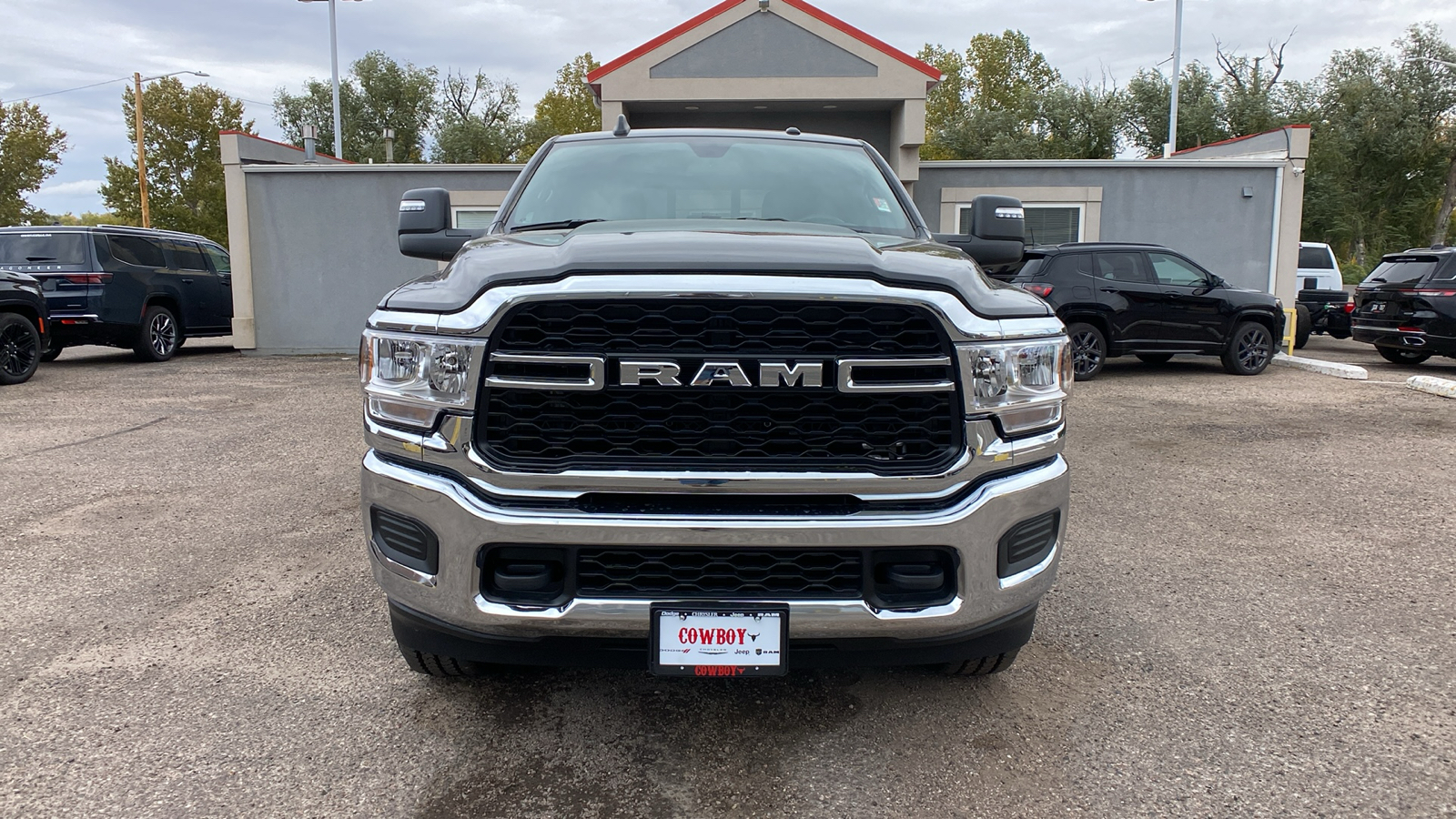 2024 Ram 2500 Tradesman 4x4 Crew Cab 8 Box 8