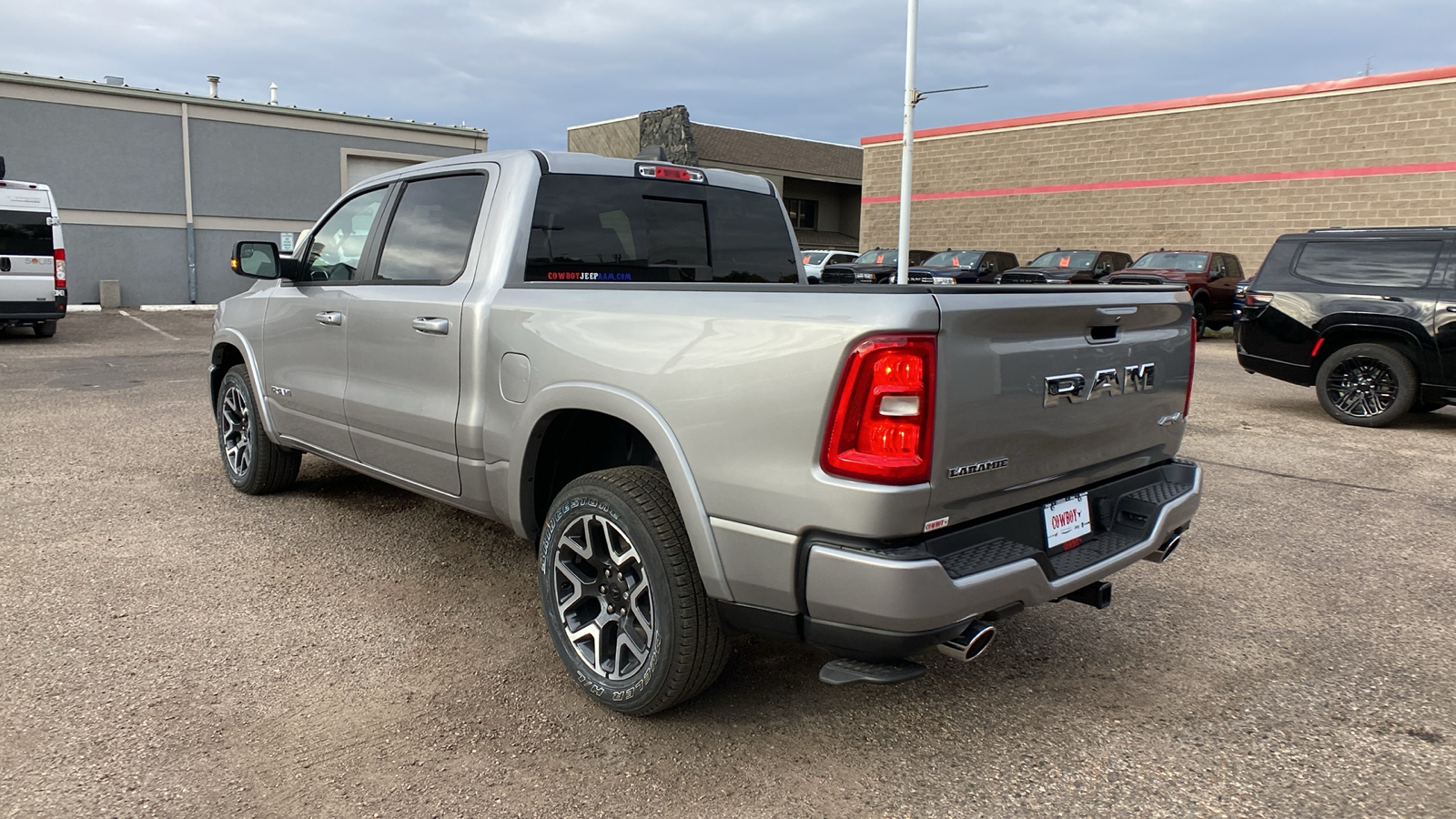 2025 Ram 1500 Laramie 4x4 Crew Cab 57 Box 3