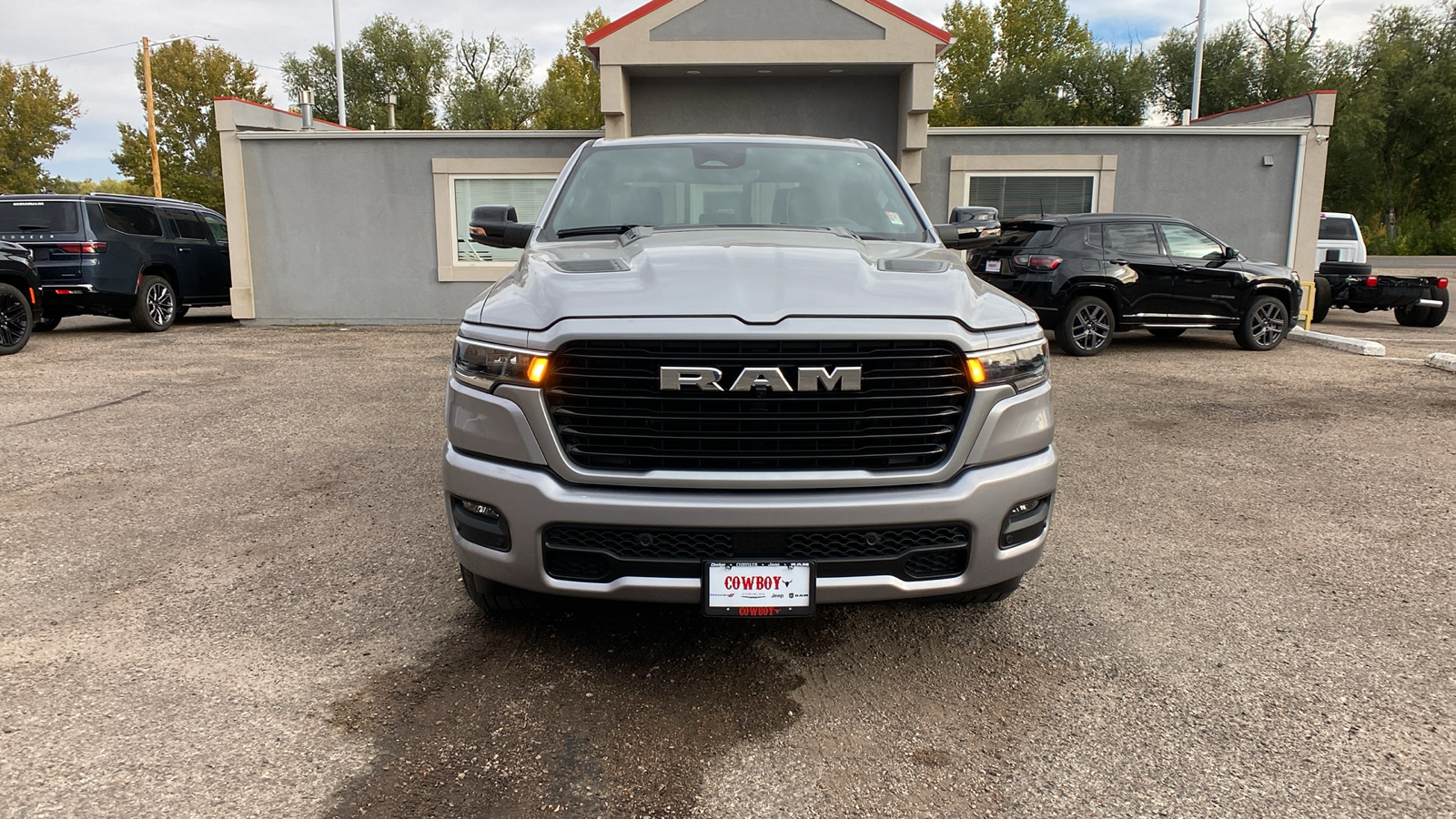 2025 Ram 1500 Laramie 4x4 Crew Cab 57 Box 8