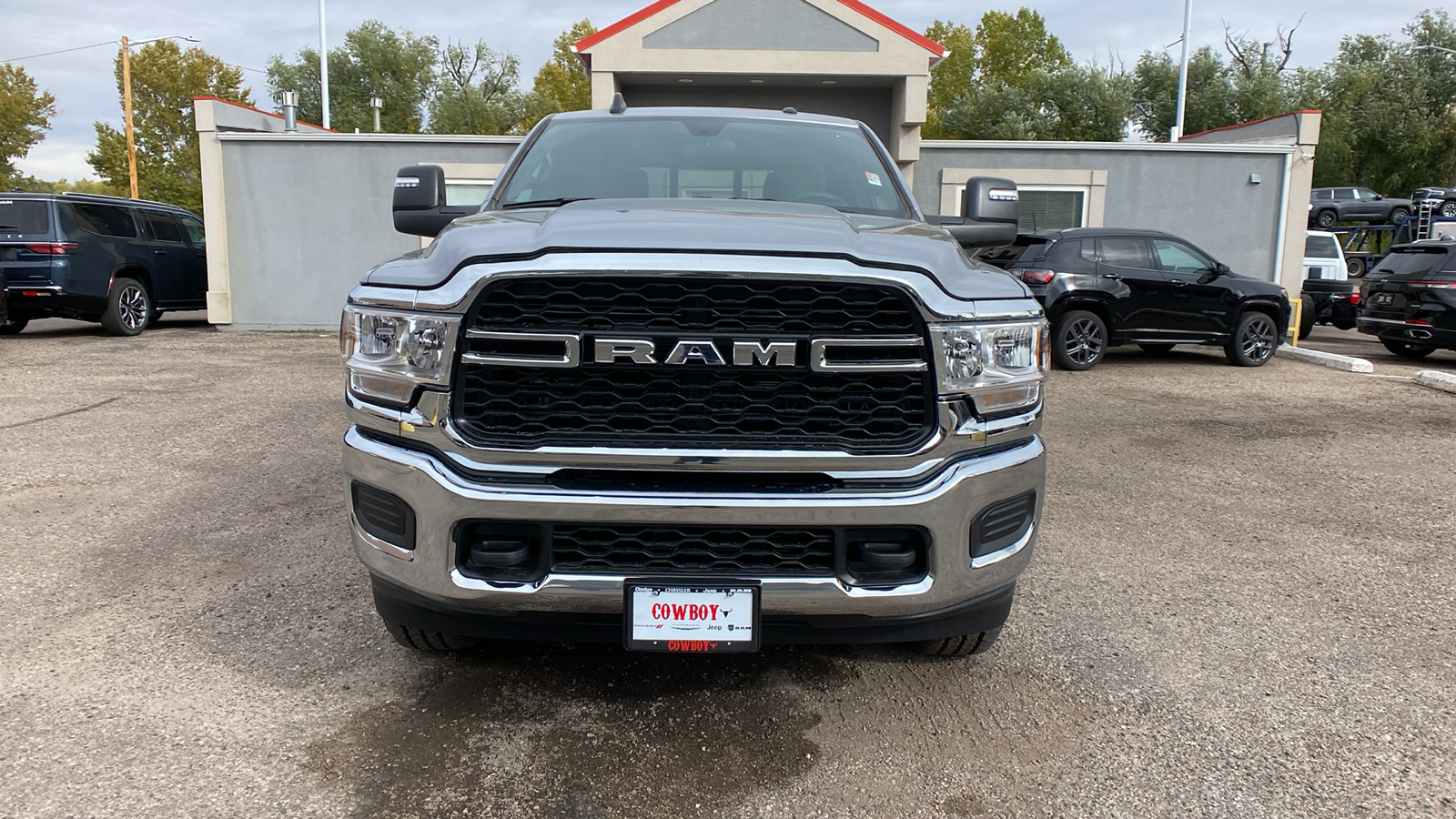 2024 Ram 2500 Tradesman 4x4 Crew Cab 8 Box 8