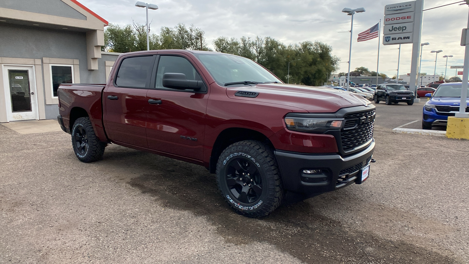 2025 Ram 1500 Warlock 4x4 Crew Cab 57 Box 7