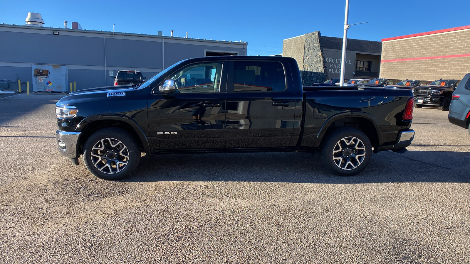 2025 Ram 1500 Laramie 4x4 Crew Cab 57 Box 2