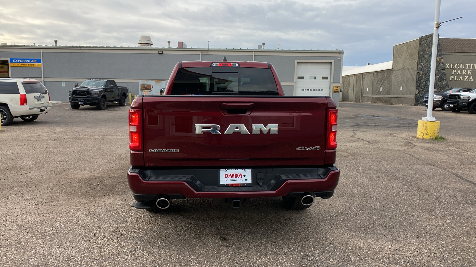 2025 Ram 1500 Laramie 4x4 Crew Cab 57 Box 4