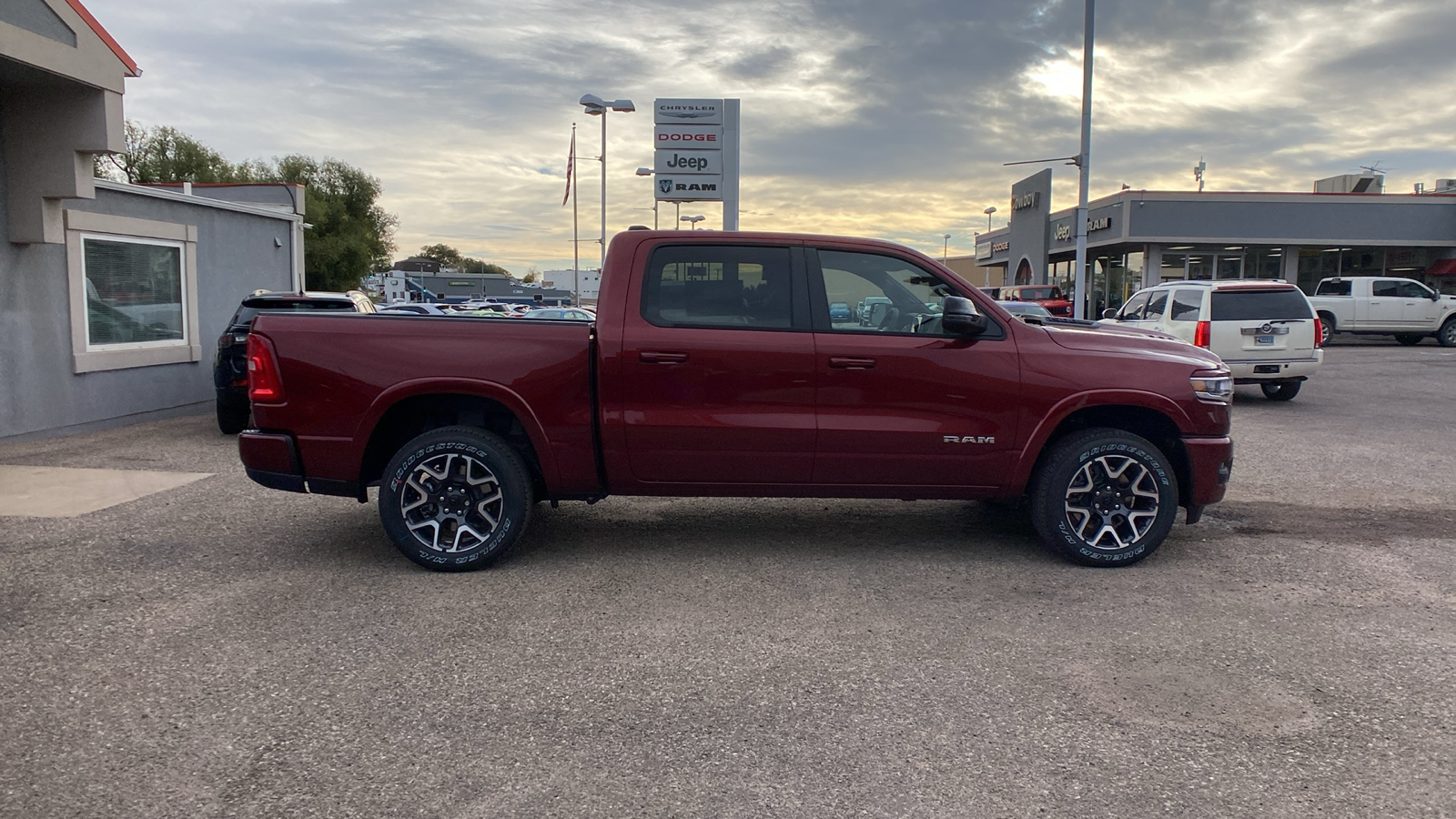 2025 Ram 1500 Laramie 4x4 Crew Cab 57 Box 6