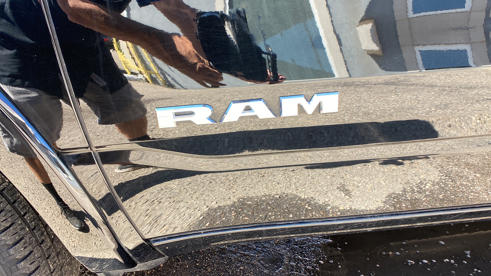 2022 Ram 1500 Laramie 4x4 Crew Cab 57 Box 14