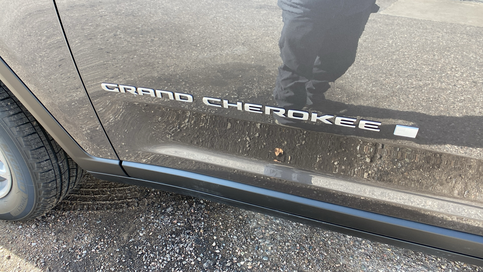 2024 Jeep Grand Cherokee L Laredo 4x4 14