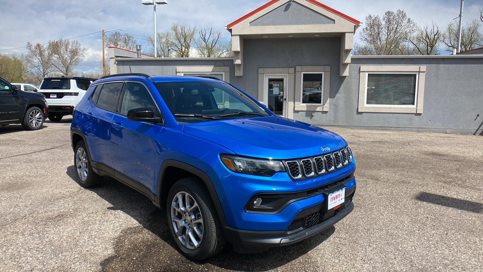 2024 Jeep Compass Latitude Lux 8