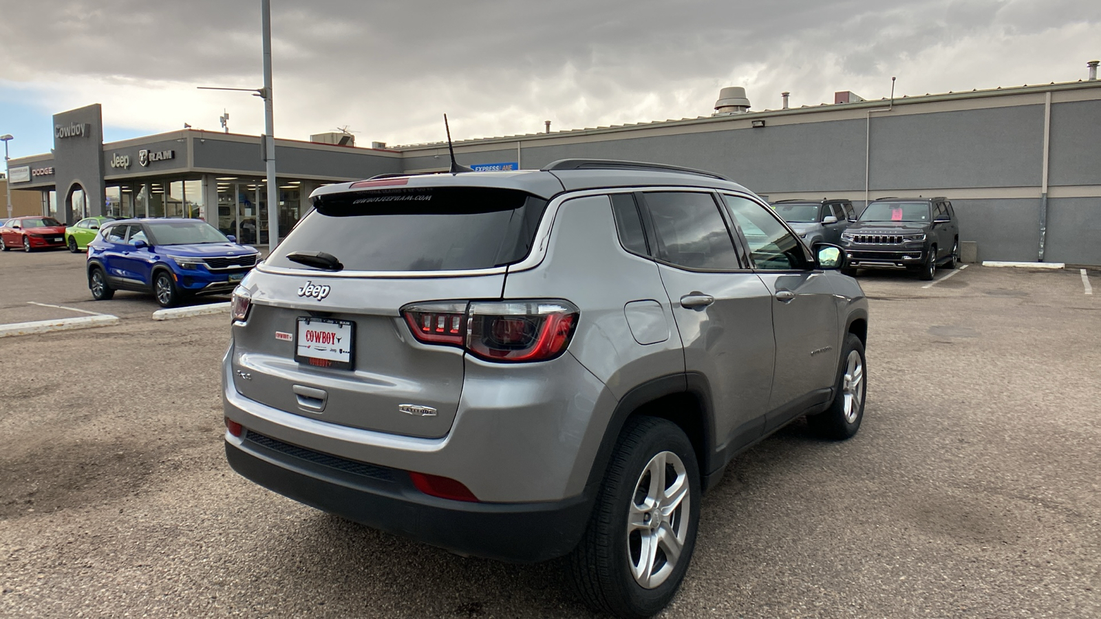 2023 Jeep Compass Latitude 4x4 7