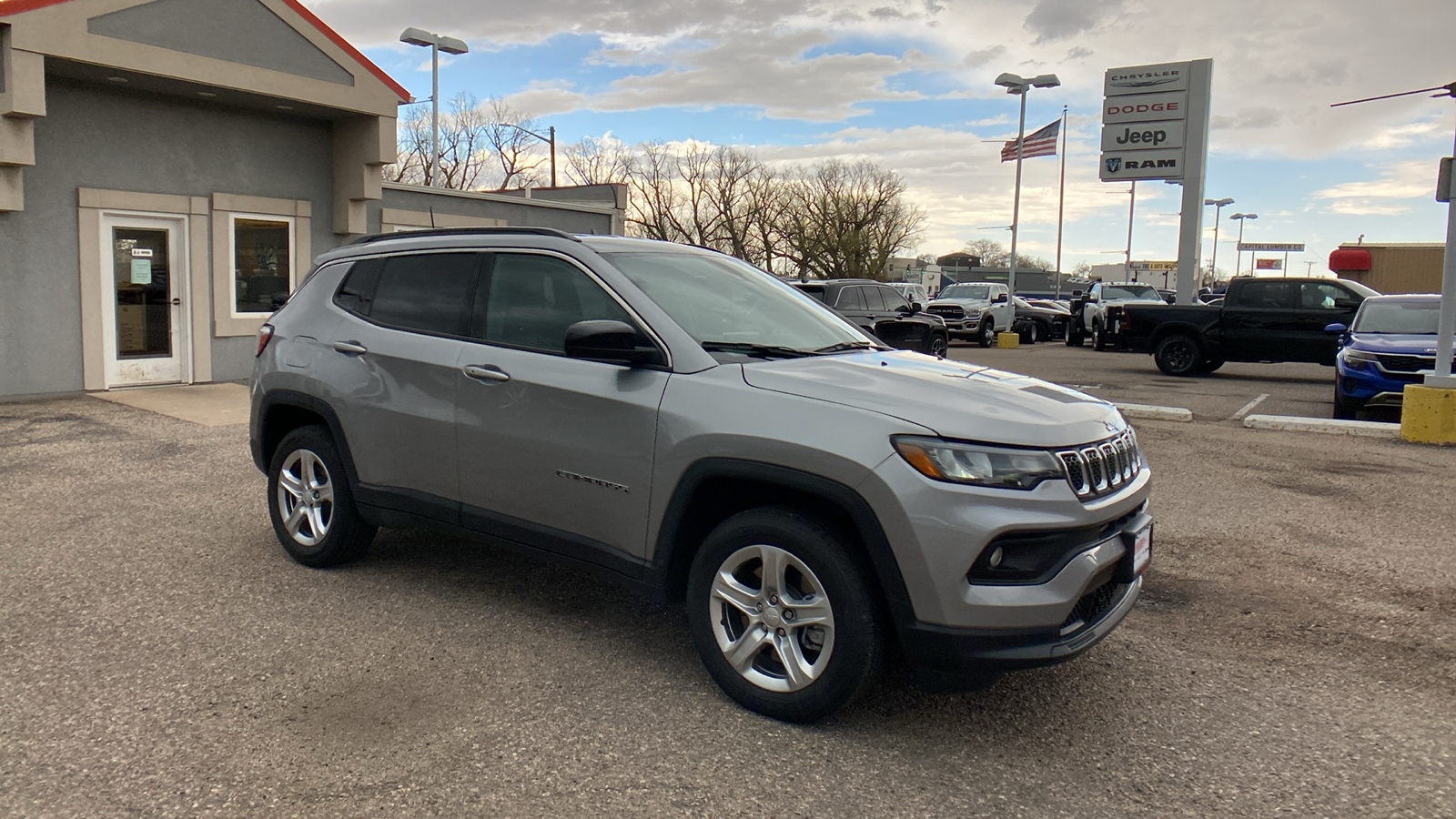 2023 Jeep Compass Latitude 4x4 9