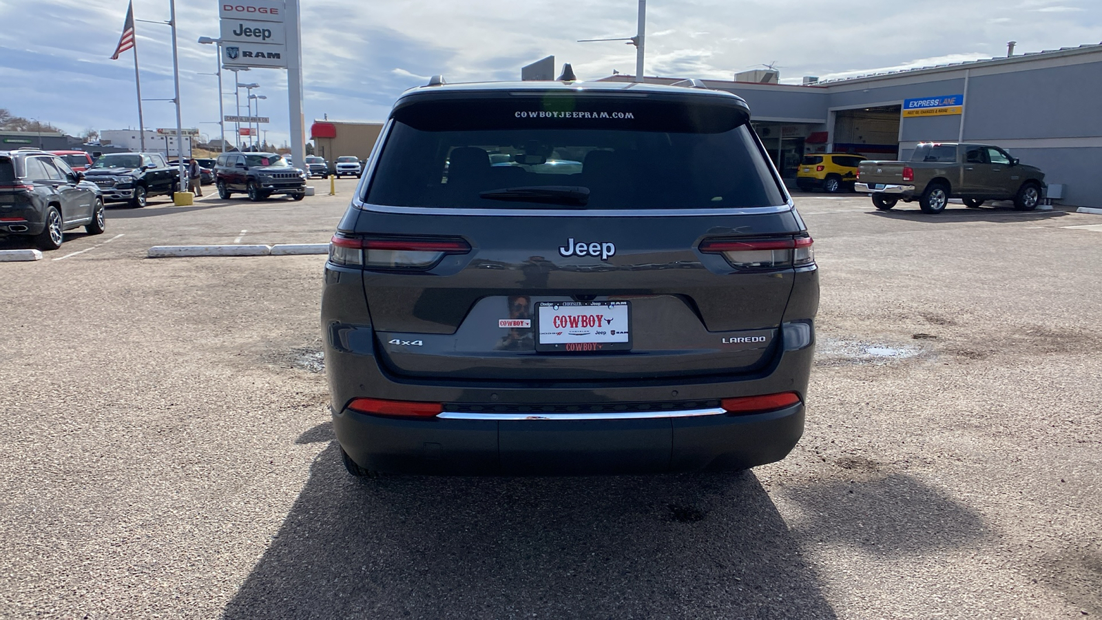 2024 Jeep Grand Cherokee L Laredo 4x4 6