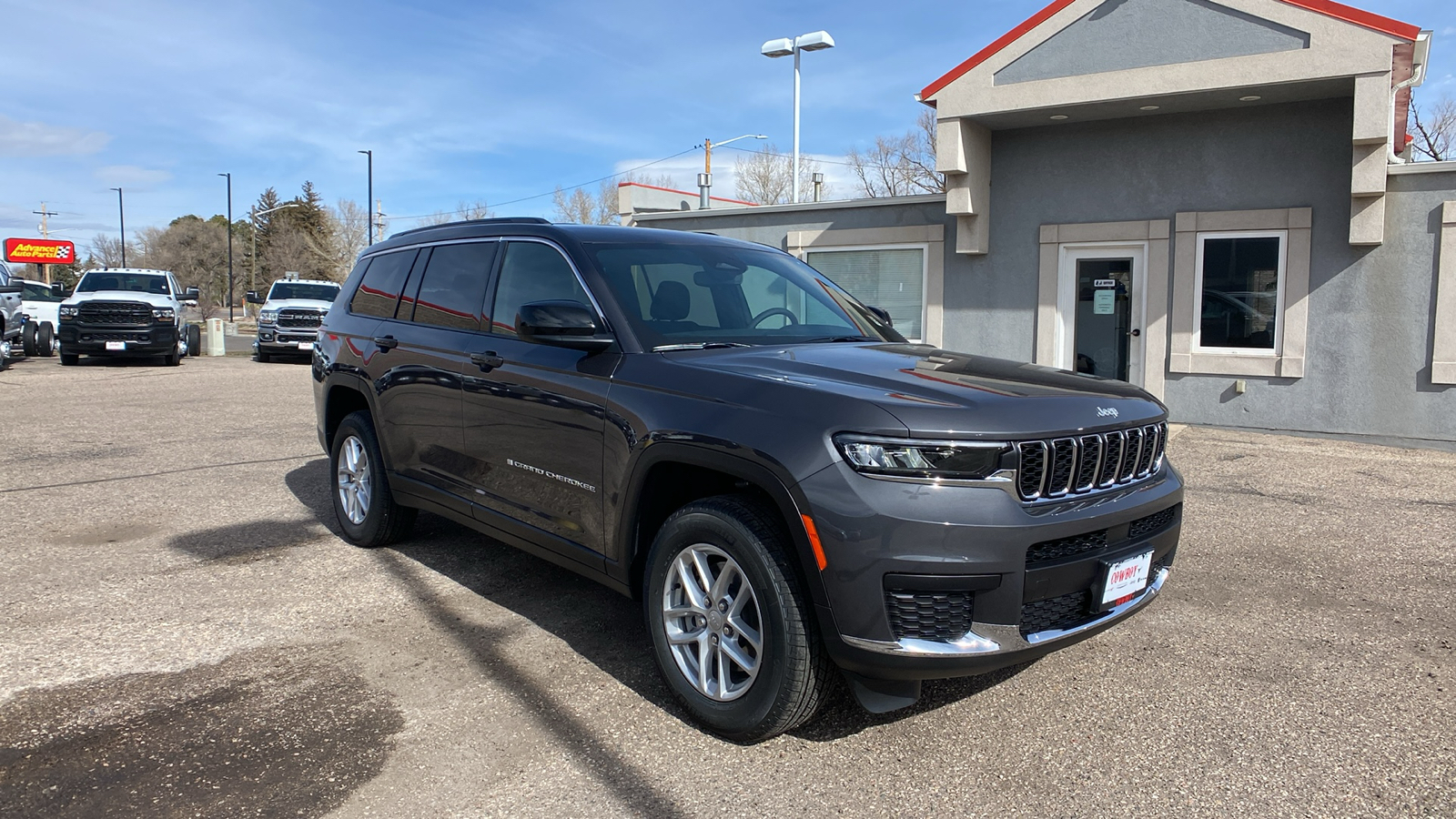 2024 Jeep Grand Cherokee L Laredo 4x4 9