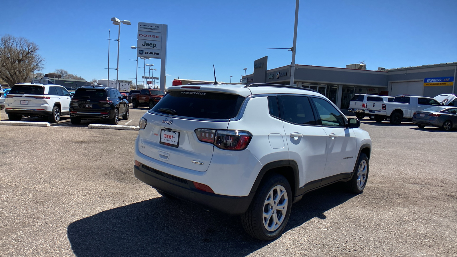 2024 Jeep Compass Latitude 4x4 7