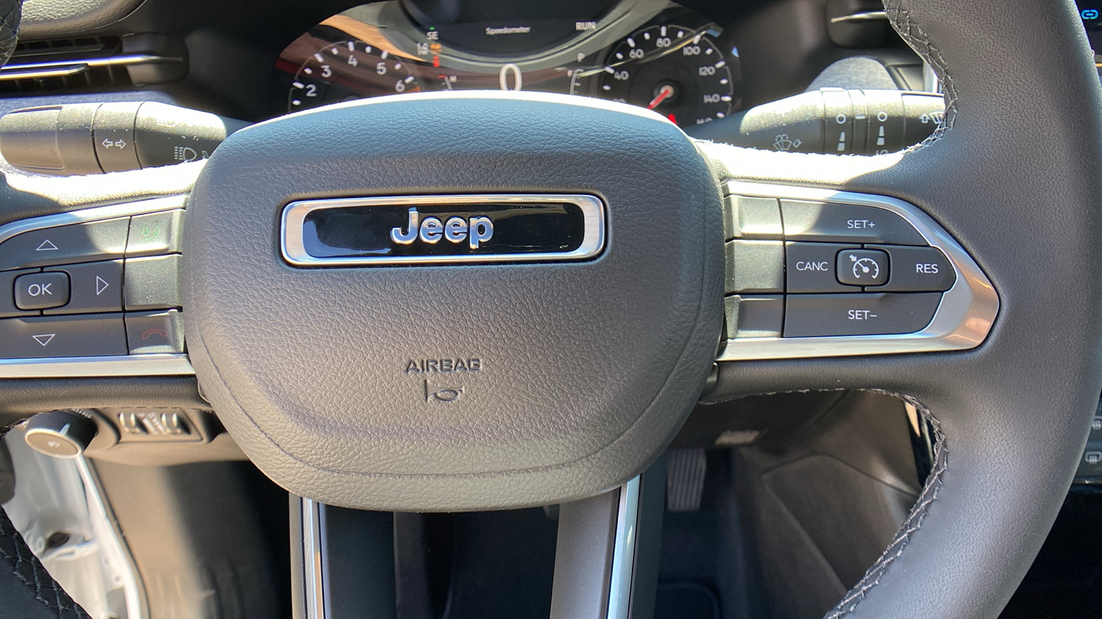 2024 Jeep Compass Latitude 4x4 23