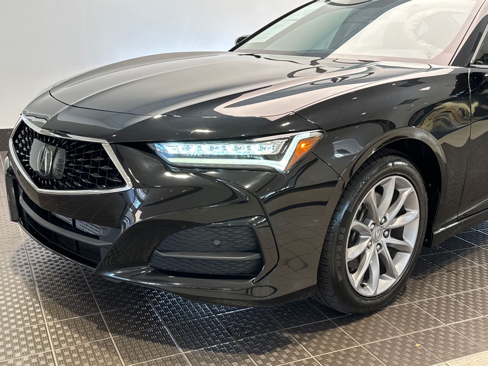 2021 Acura TLX Base 8