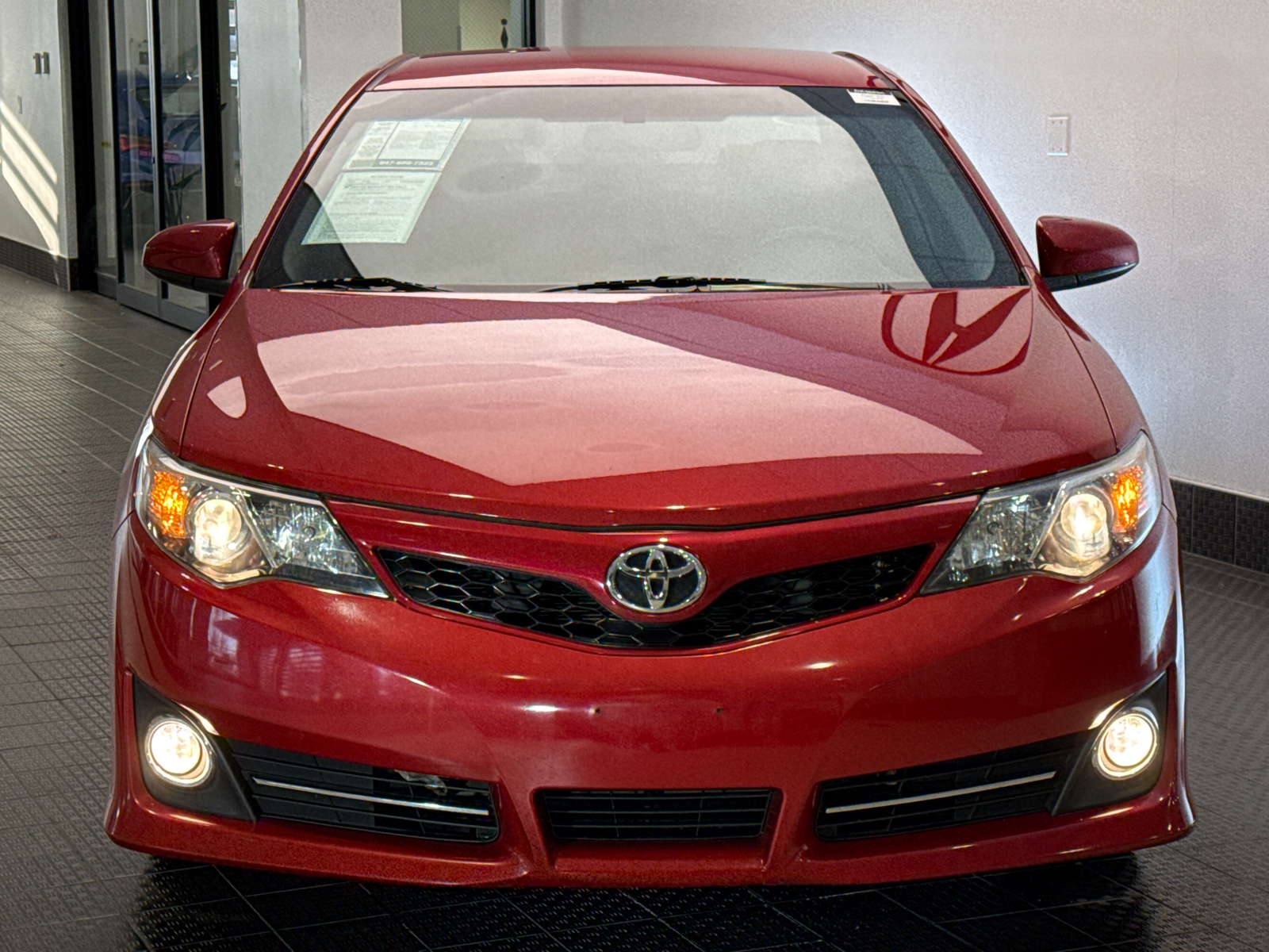 2012 Toyota Camry SE 2