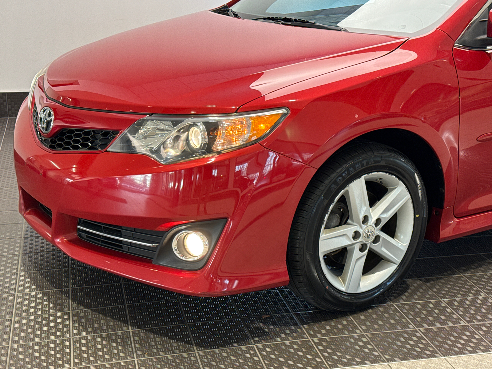 2012 Toyota Camry SE 8