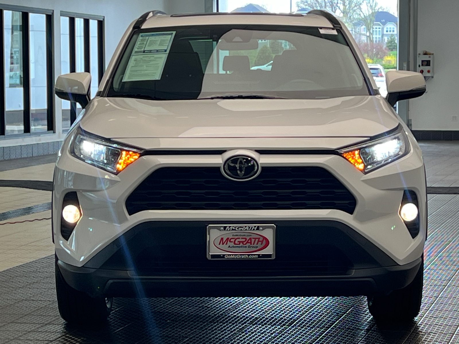 2019 Toyota RAV4 XLE Premium 5