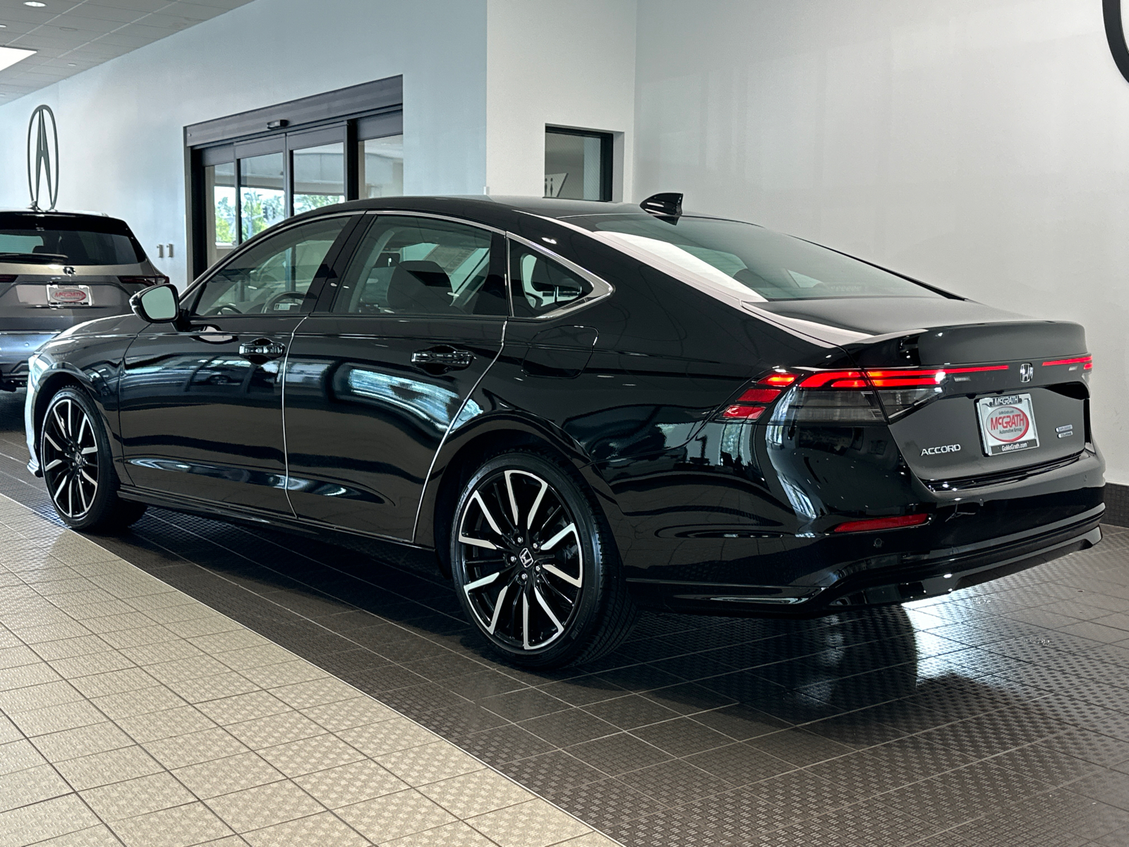 2023 Honda Accord Hybrid Touring 4