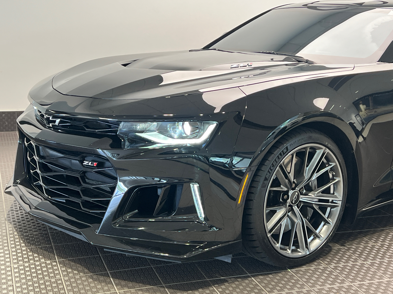 2023 Chevrolet Camaro ZL1 8