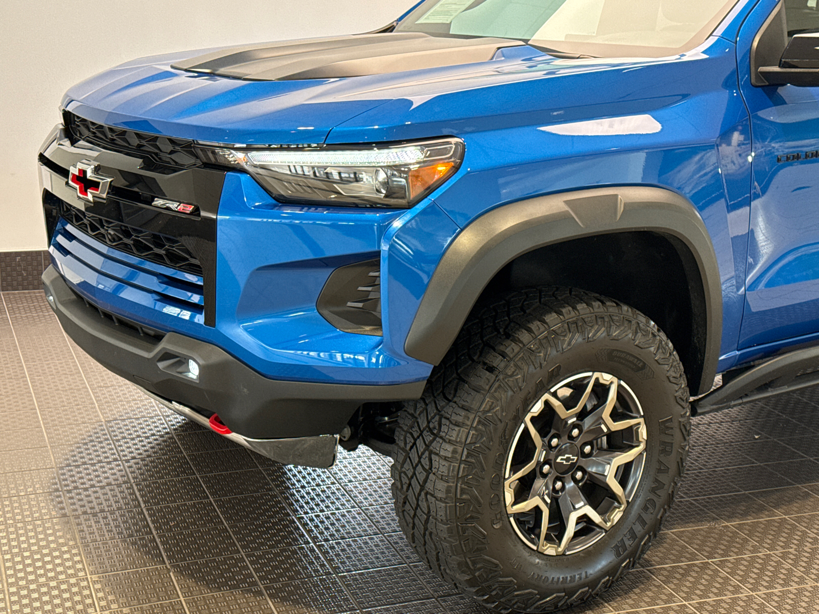 2023 Chevrolet Colorado 4WD ZR2 9