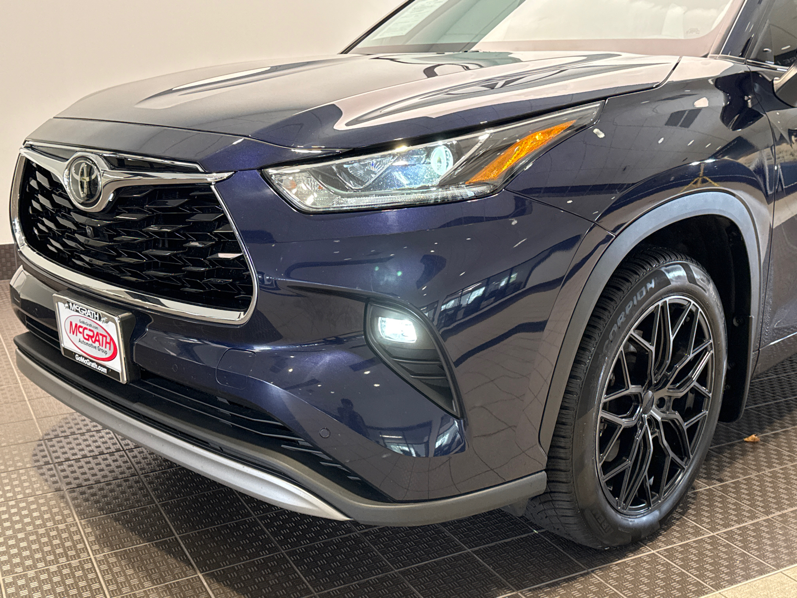 2021 Toyota Highlander Platinum 9