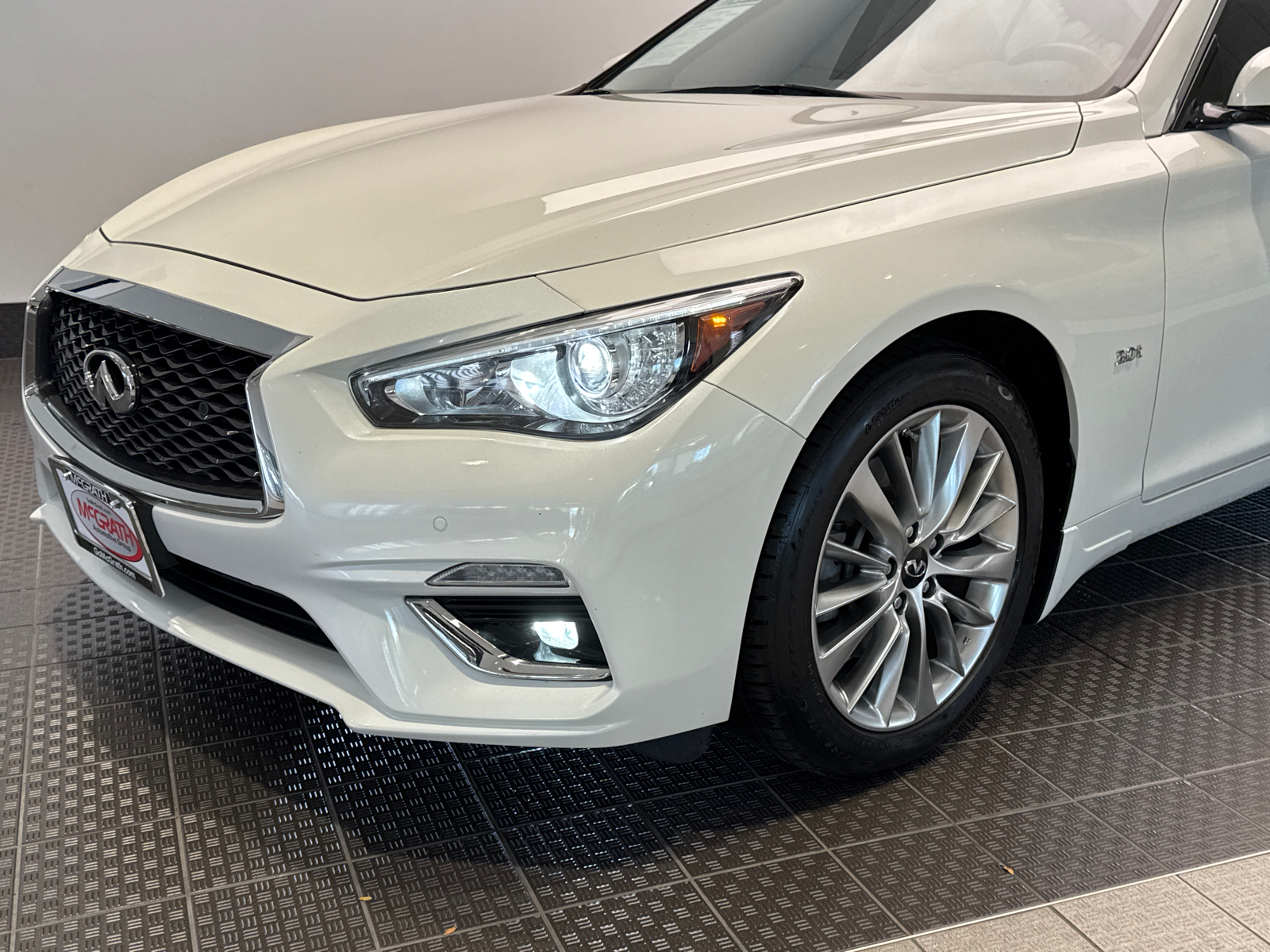 2020 INFINITI Q50 3.0t LUXE 8