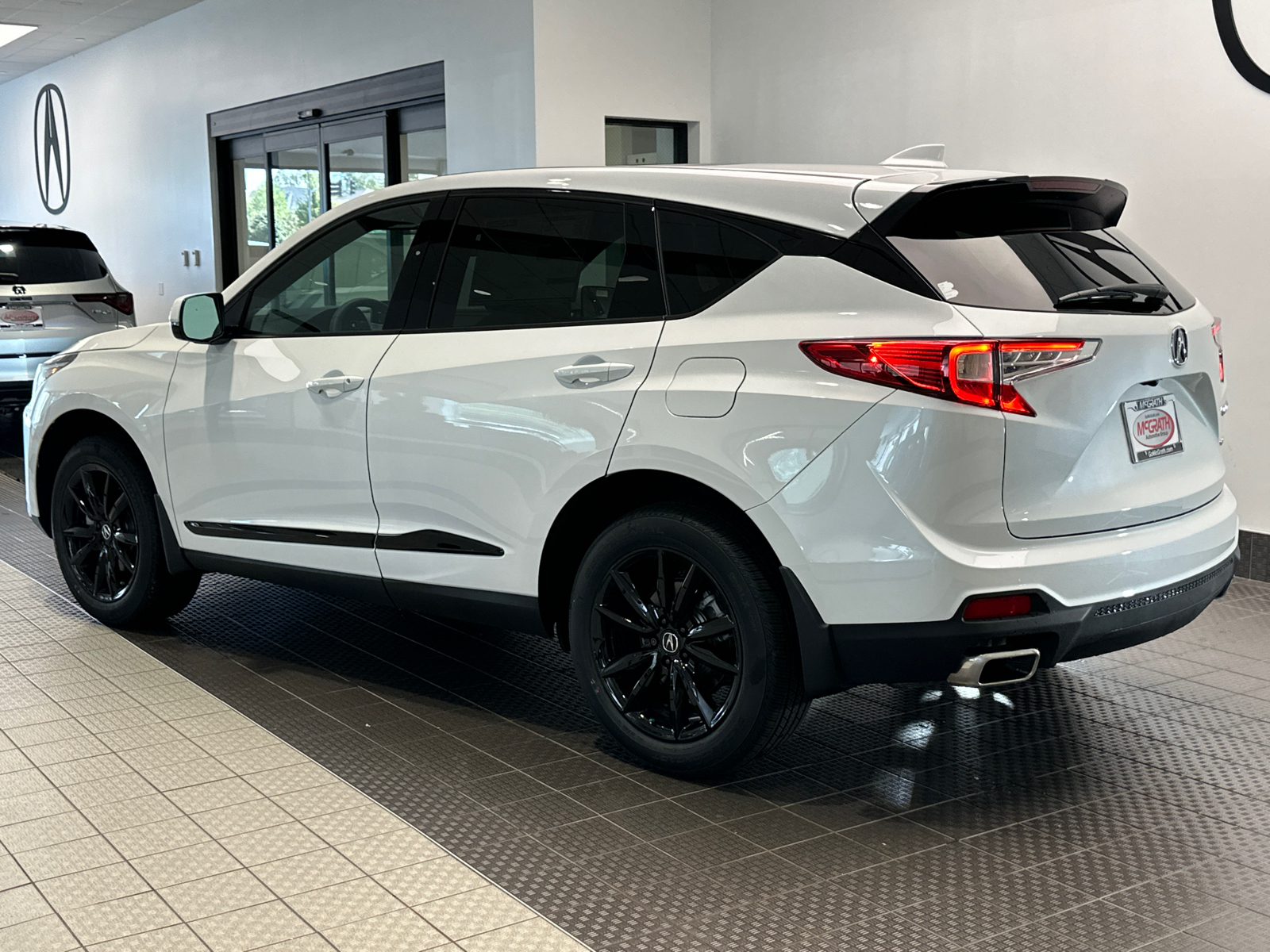 2025 Acura RDX Base 4