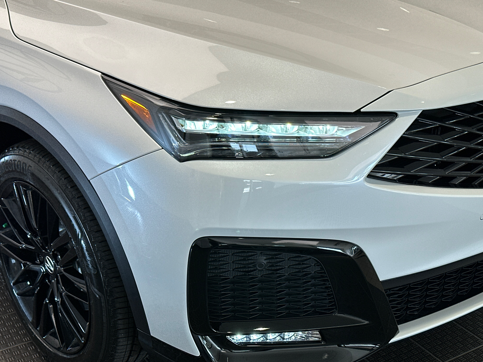 2025 Acura MDX w/A-Spec Advance Package 6