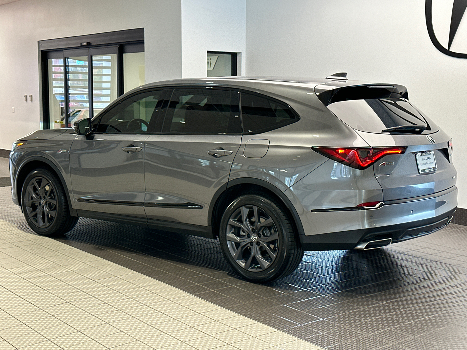 2022 Acura MDX w/A-Spec Package 4