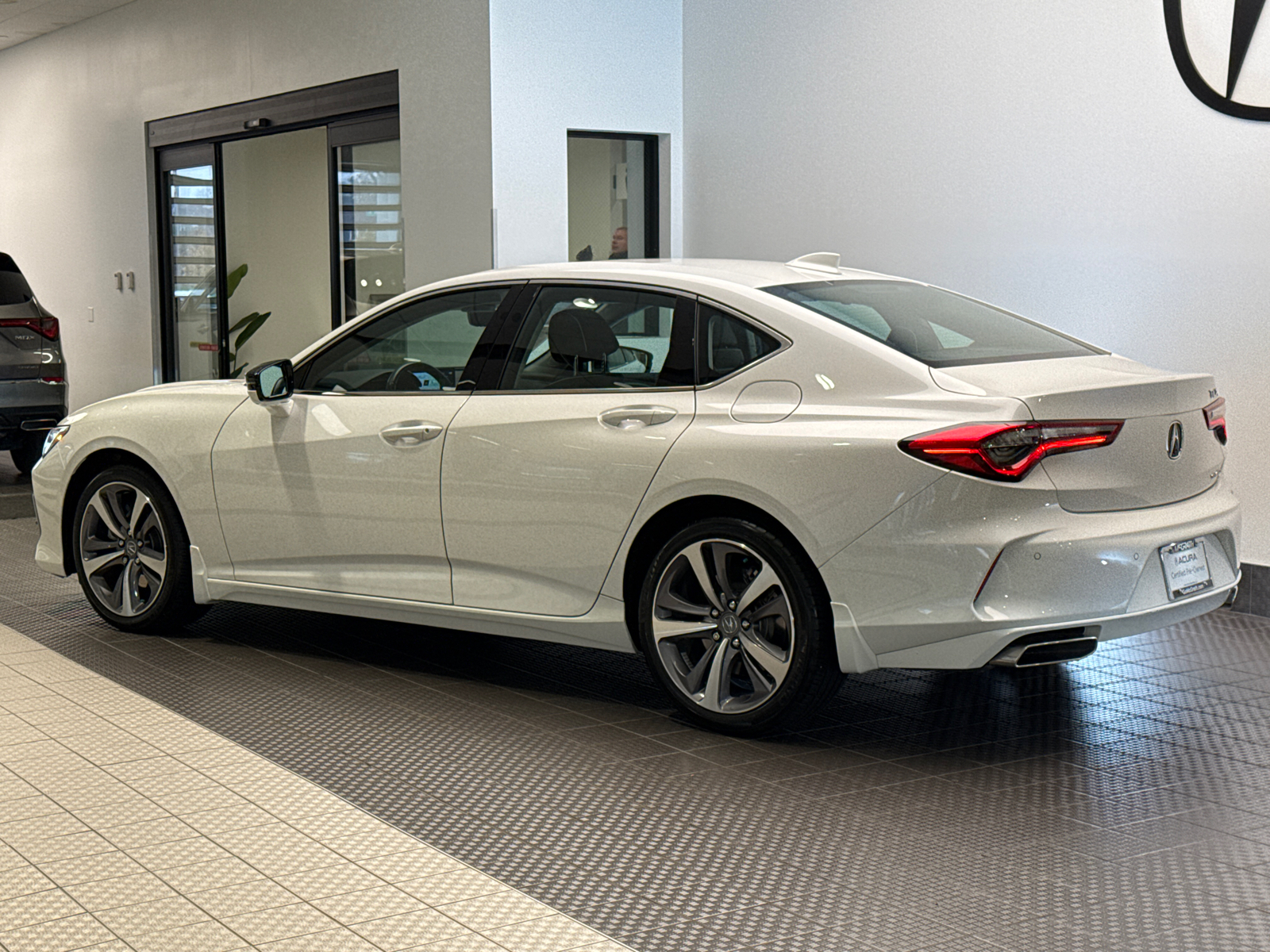 2021 Acura TLX w/Advance Package 4