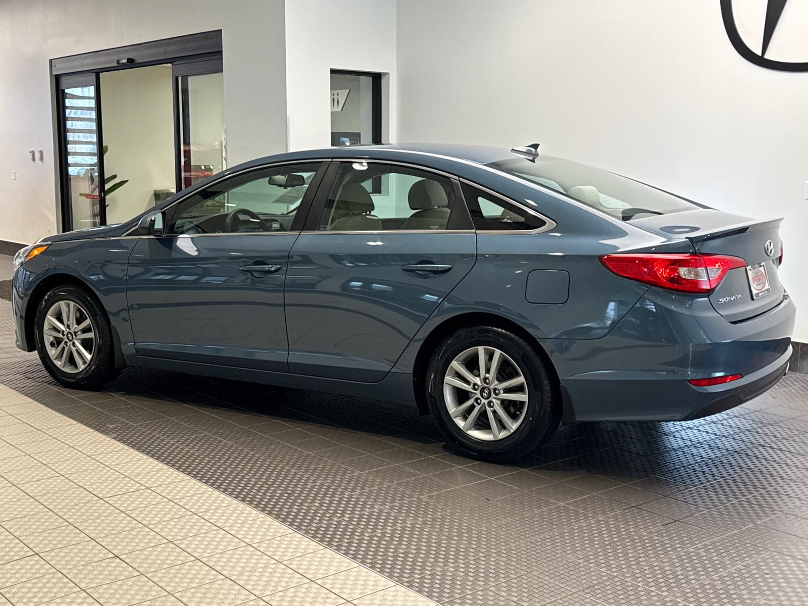 2017 Hyundai Sonata SE 4