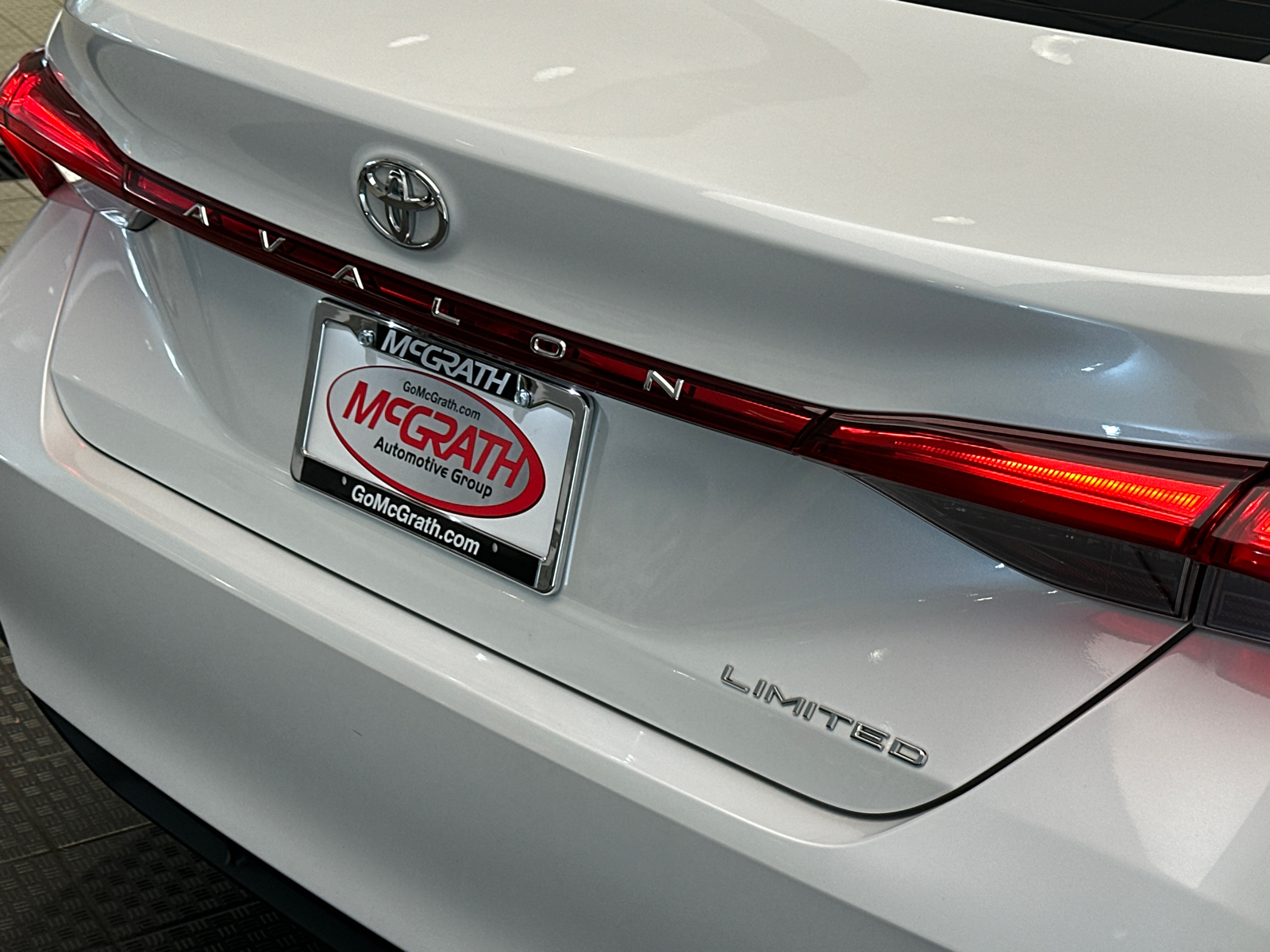 2019 Toyota Avalon XLE 6