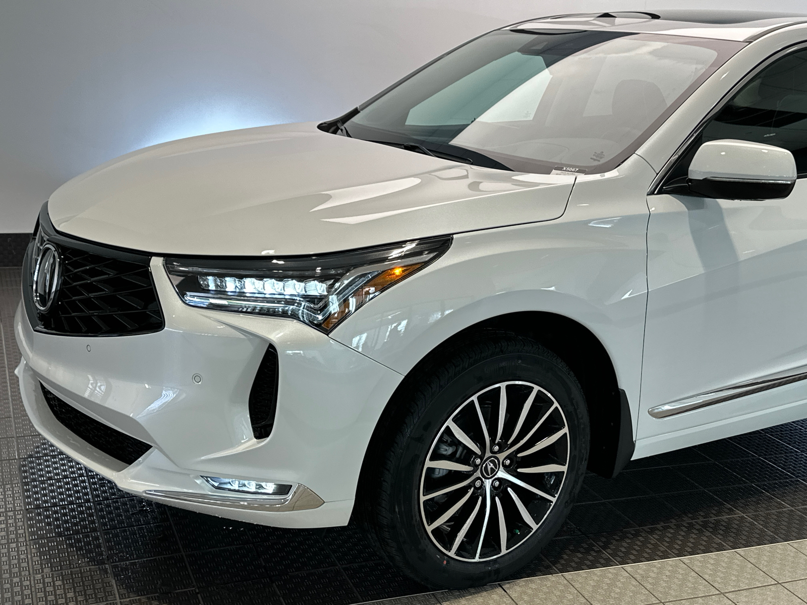 2025 Acura RDX w/Advance Package 8